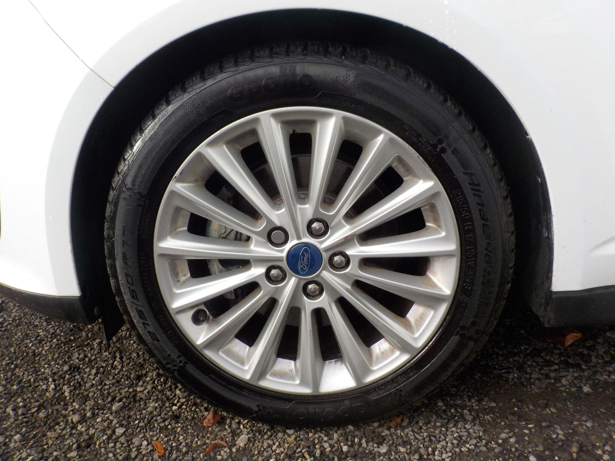 Ford Grand C-Max 1.5 TDCi Titanium Euro 6 (s/s) 5dr