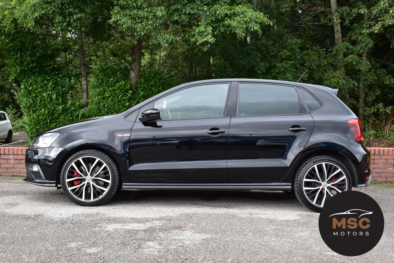 Volkswagen Polo view 10