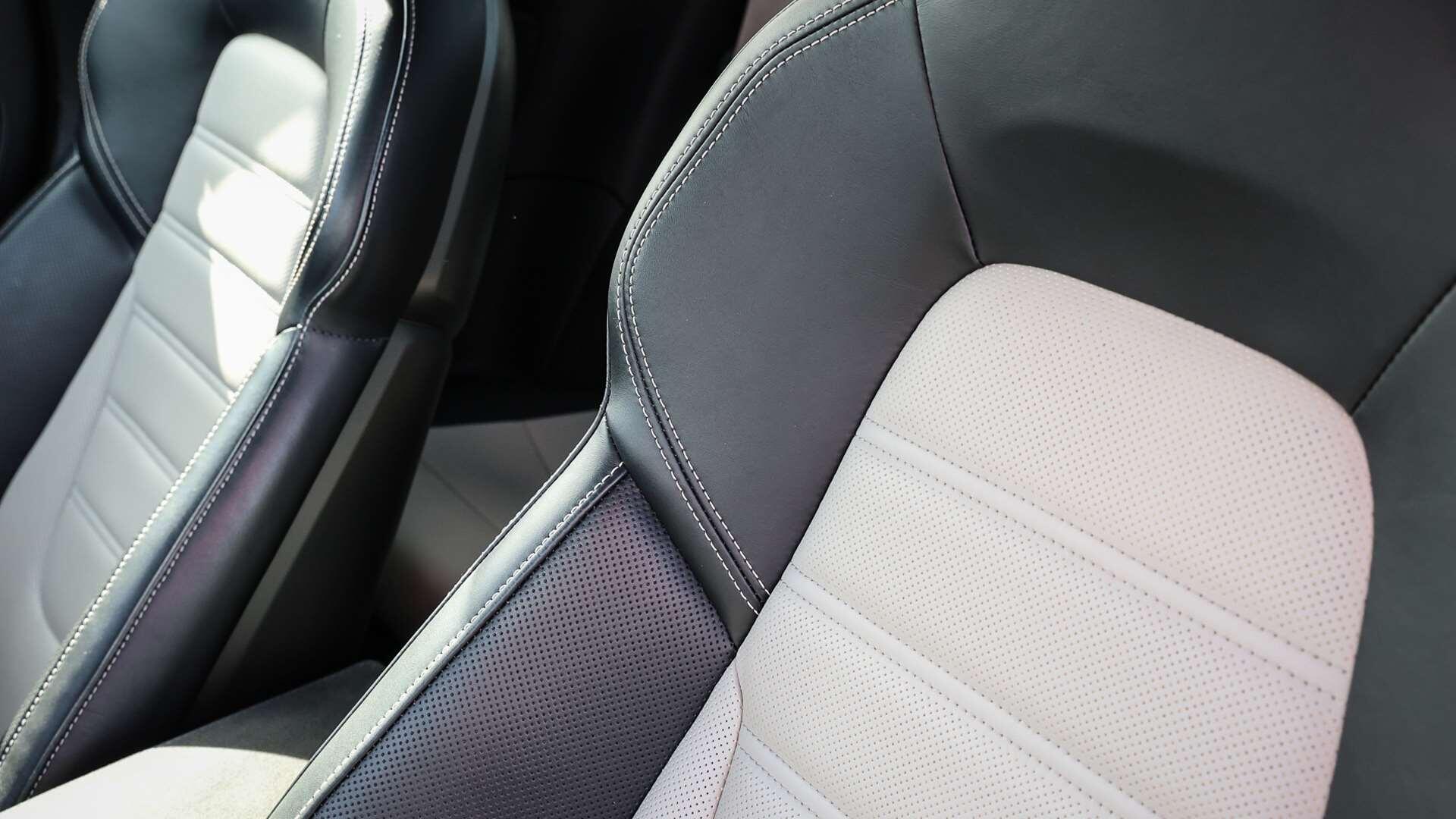 Porsche 911 view 15
