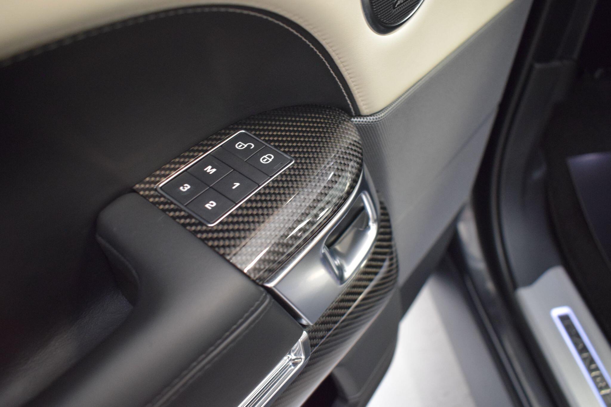 Land Rover Range Rover Sport view 30