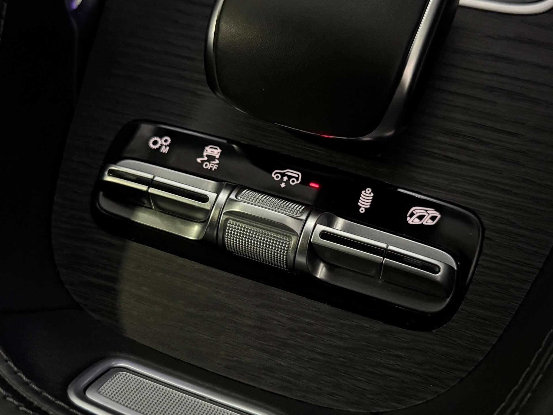 Mercedes-Benz GLE view 22