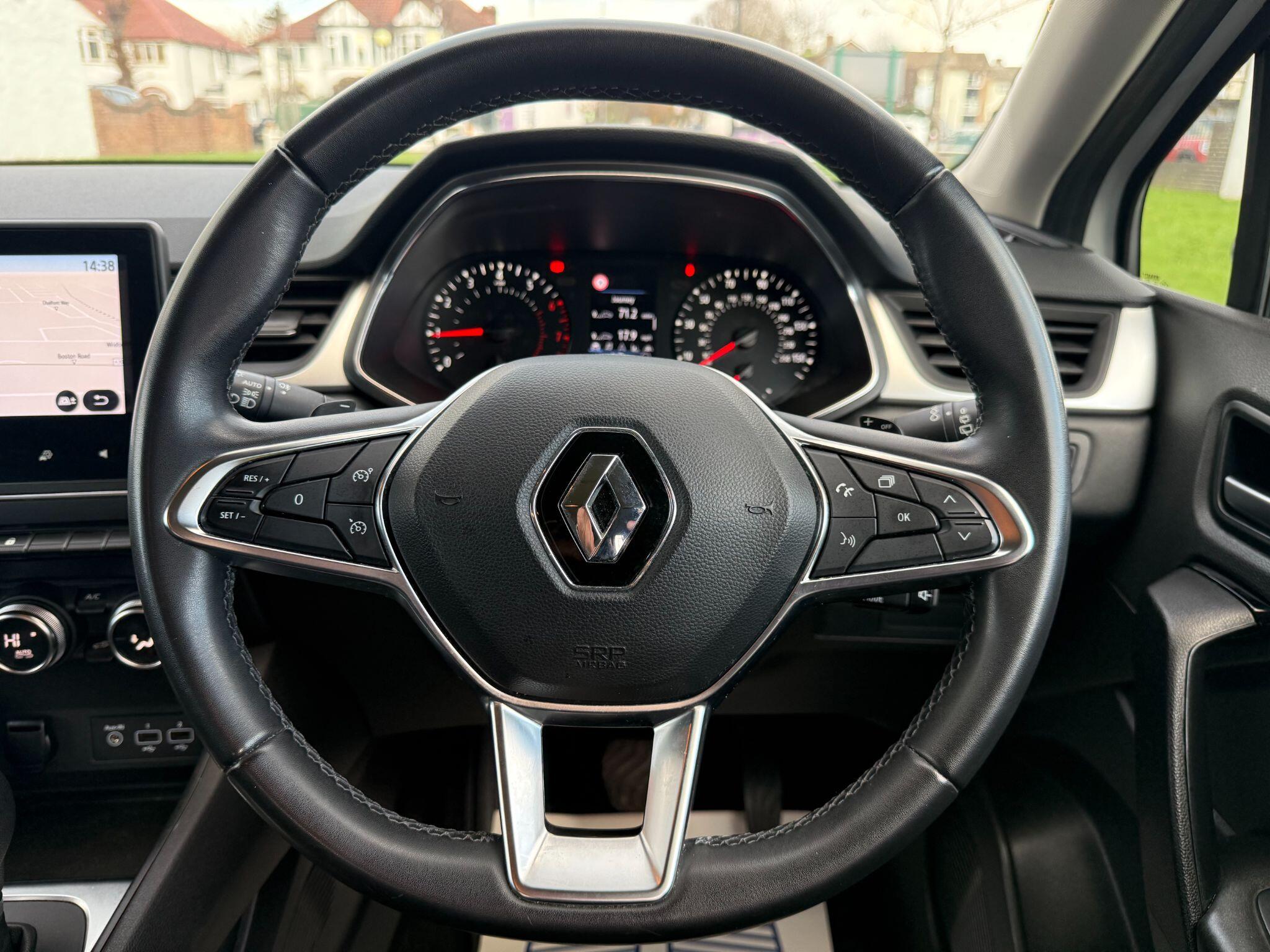 2021 Renault Captur 1.3 TCe Iconic EDC Euro 6 (s/s) 5dr • 36,000 miles image 35