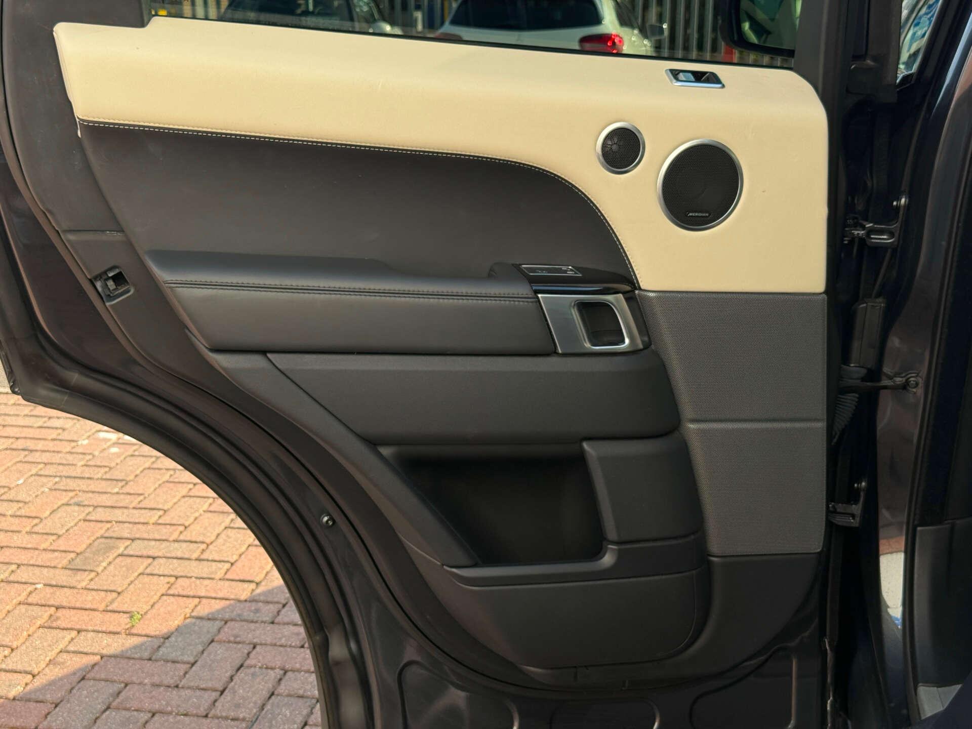 Land Rover Range Rover Sport view 34