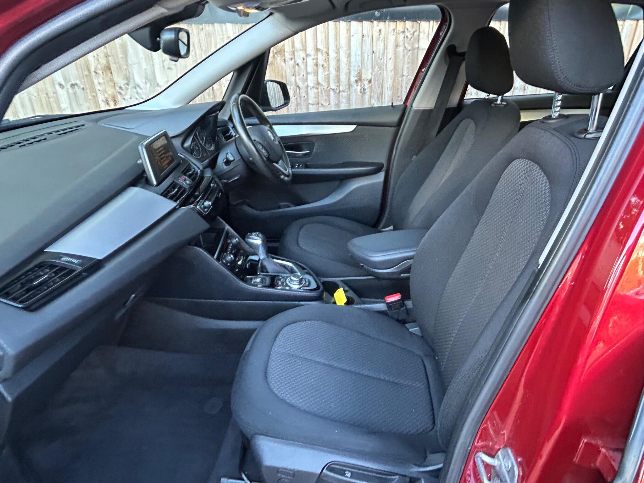 BMW 2 Series view 29