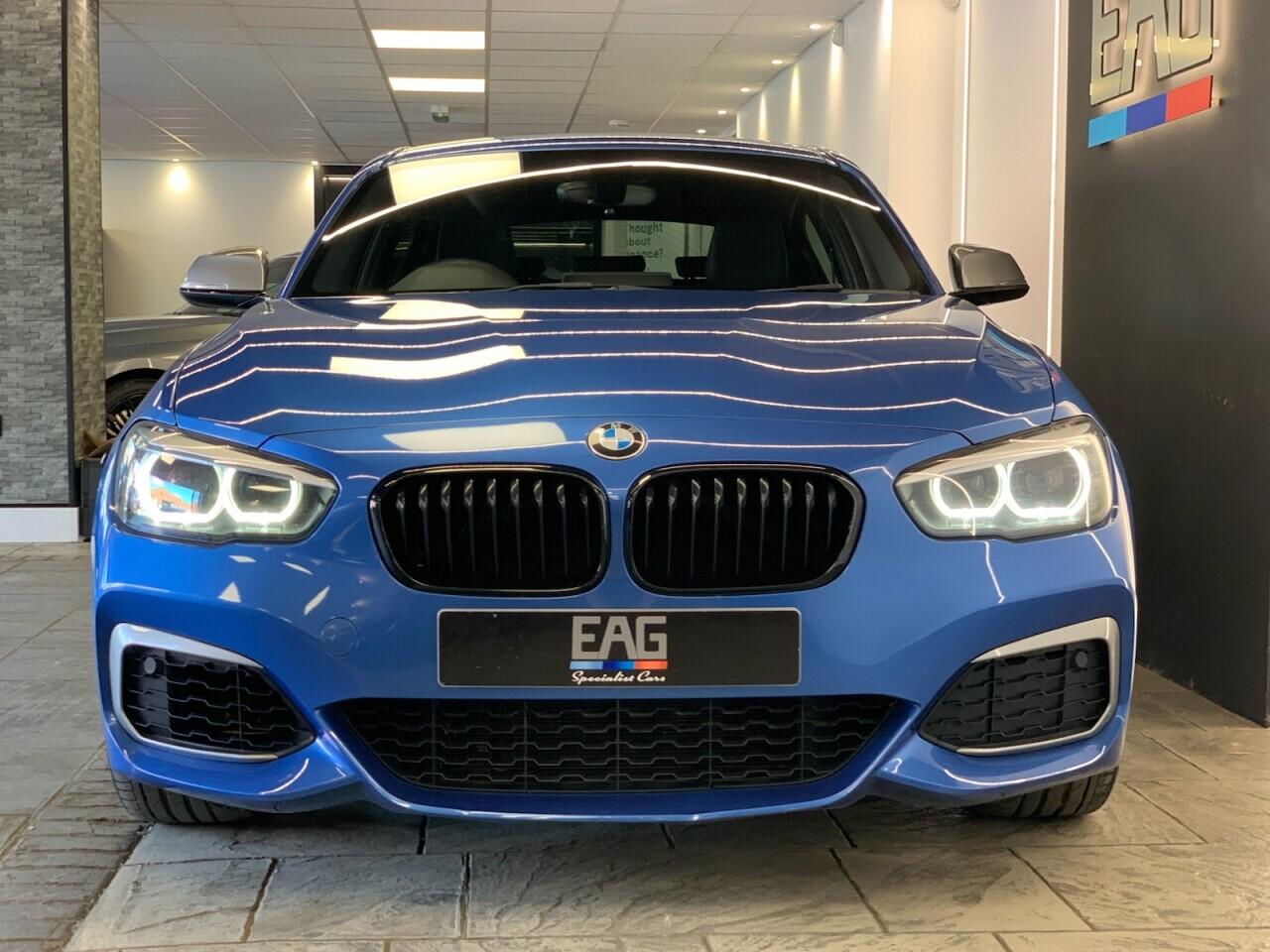 BMW 1 Series view 6