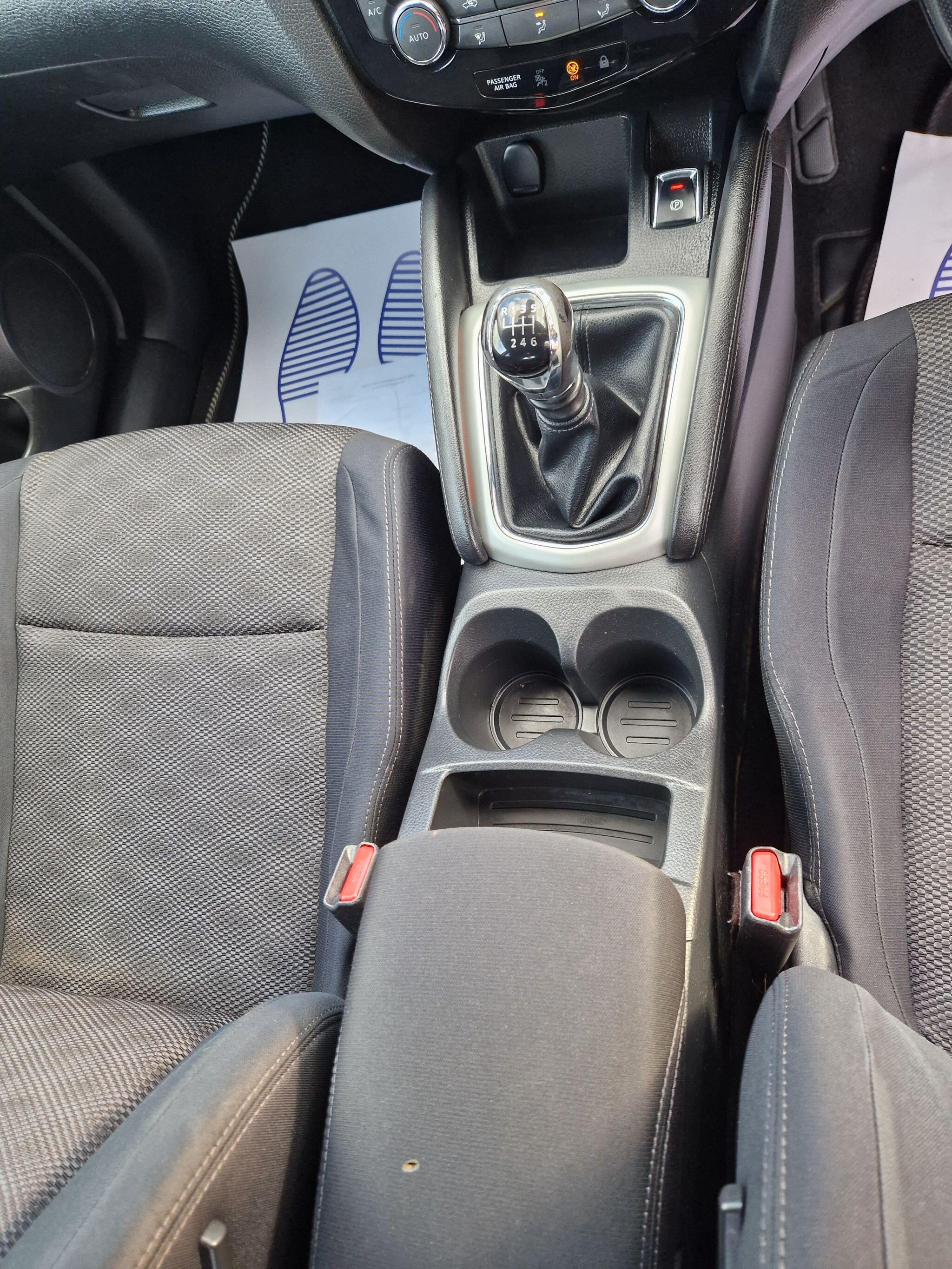 Nissan Qashqai view 19