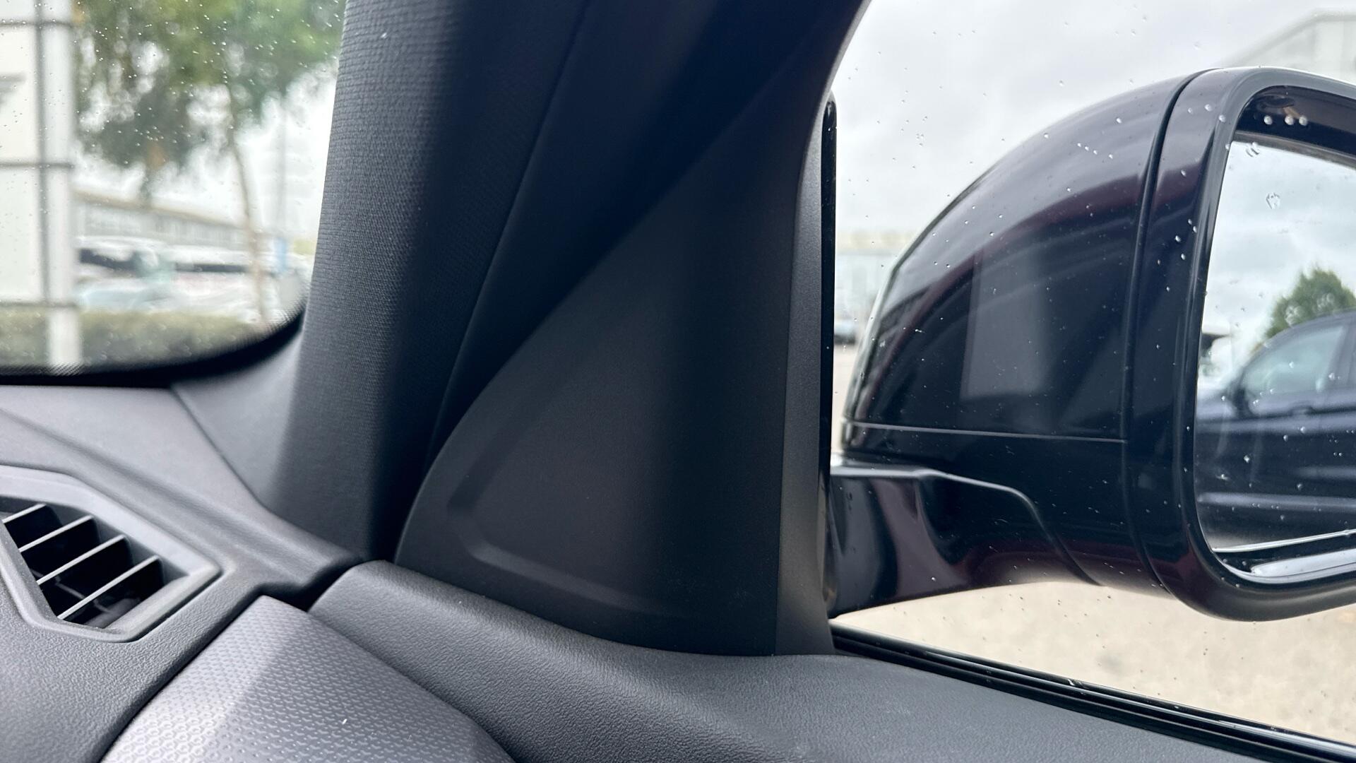 BMW 1 Series view 20