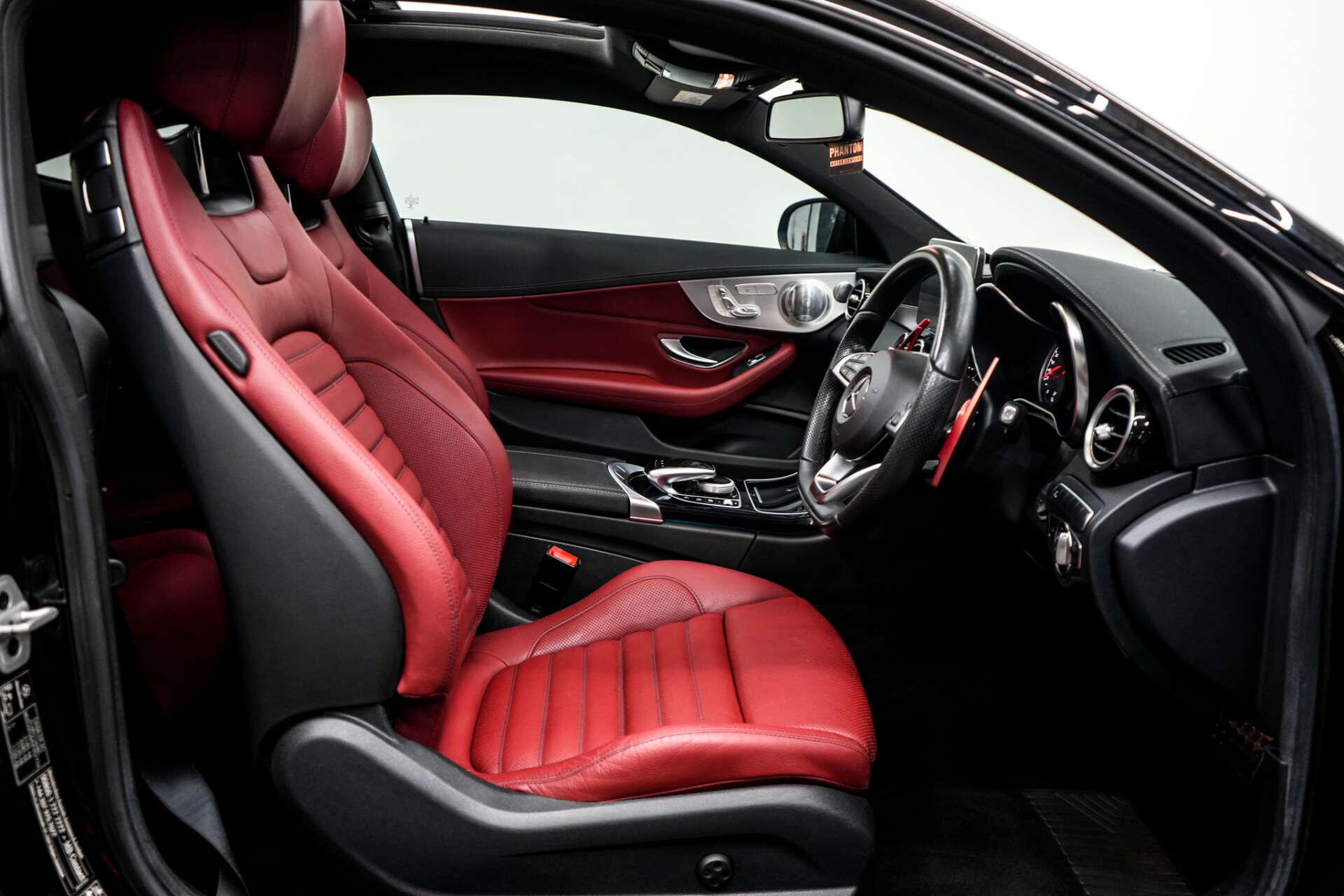 Mercedes-Benz C-Class view 18