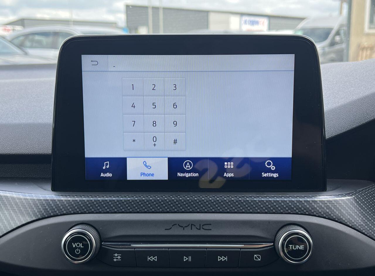 Ford Focus view 45
