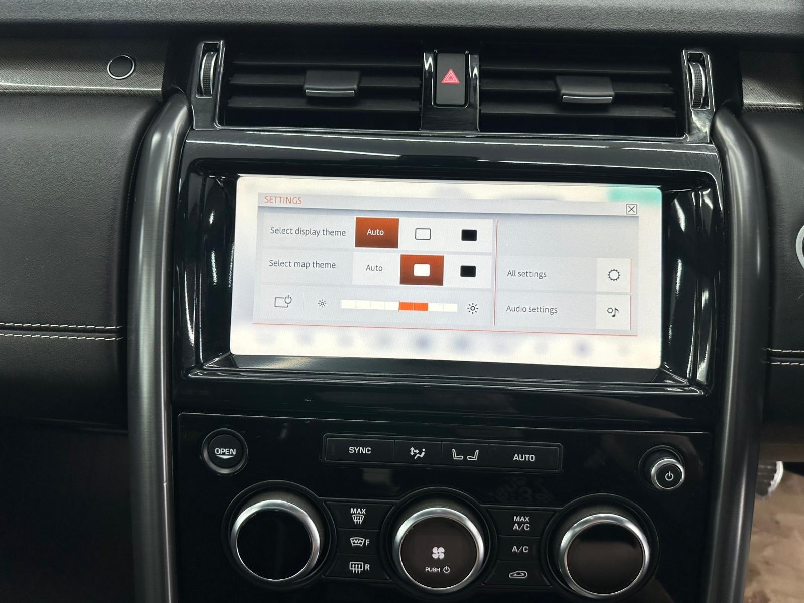Land Rover Discovery view 48