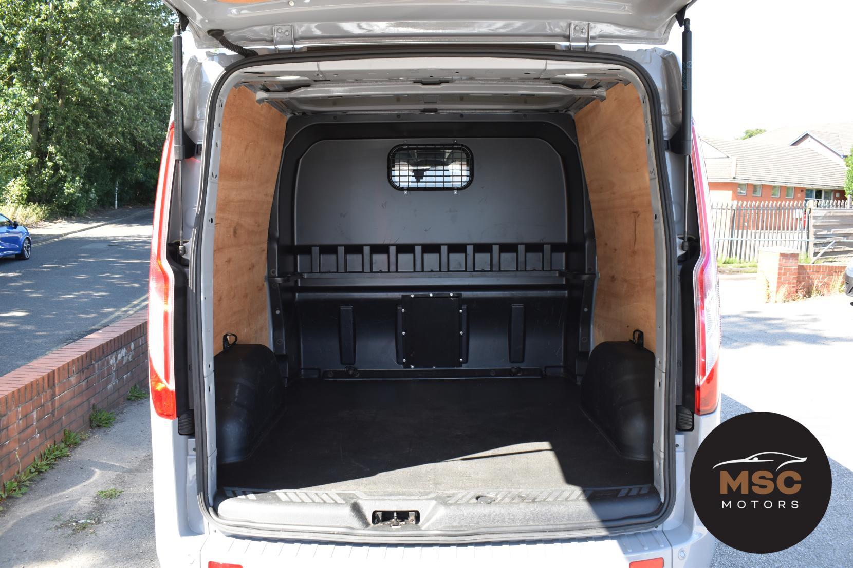 Ford Transit Custom view 45