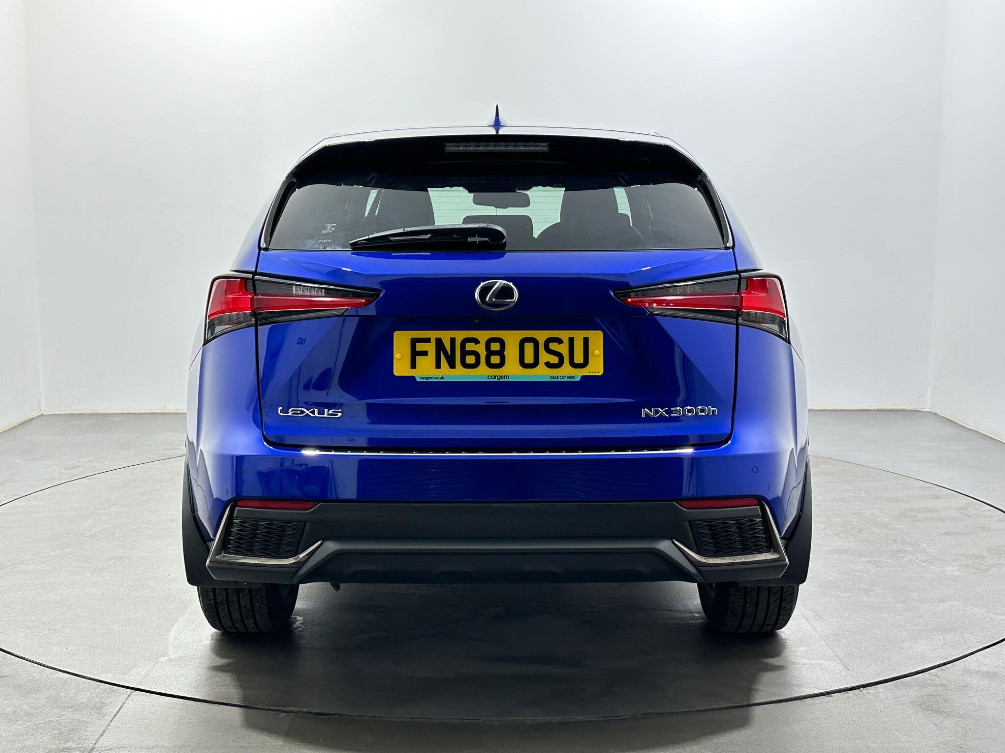 Lexus NX view 7