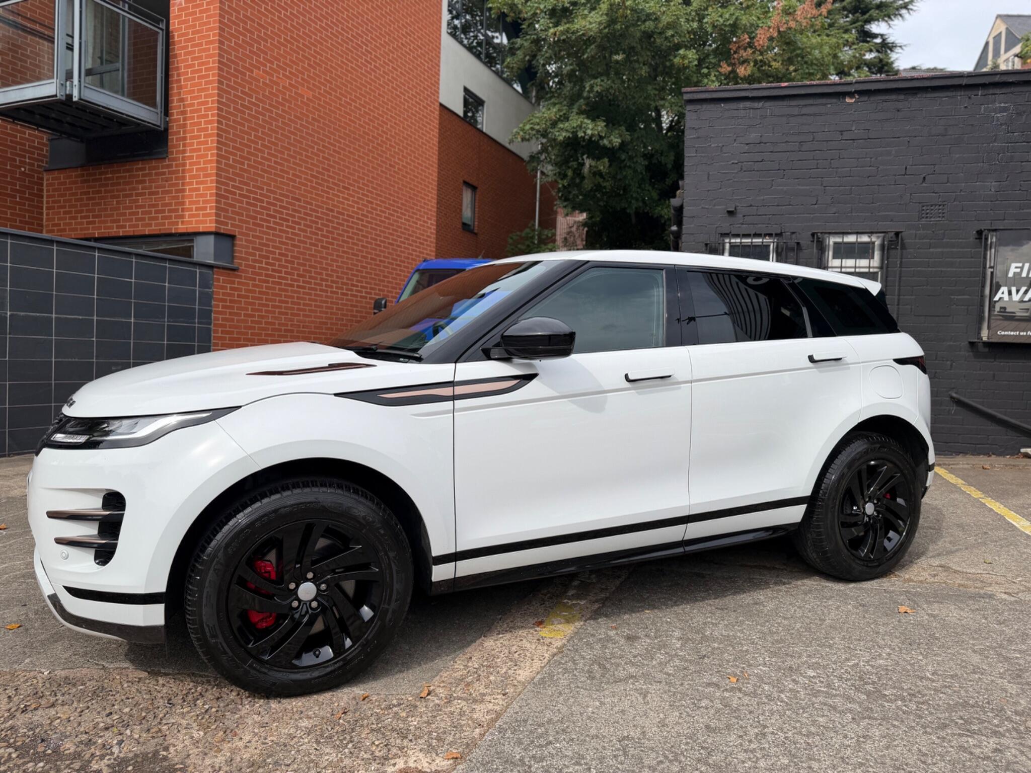 Land Rover Range Rover Evoque view 14