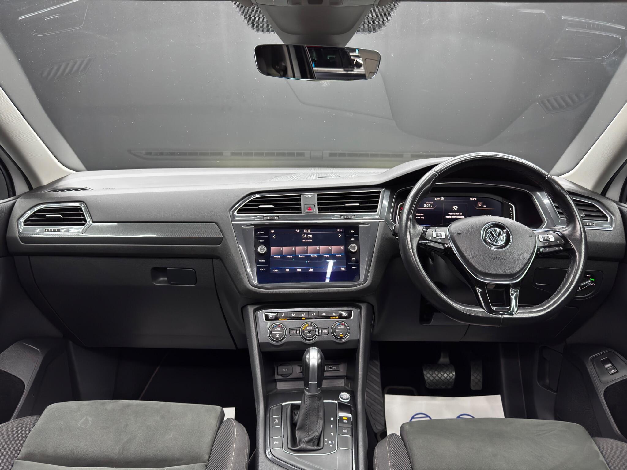 Volkswagen Tiguan Allspace view 10