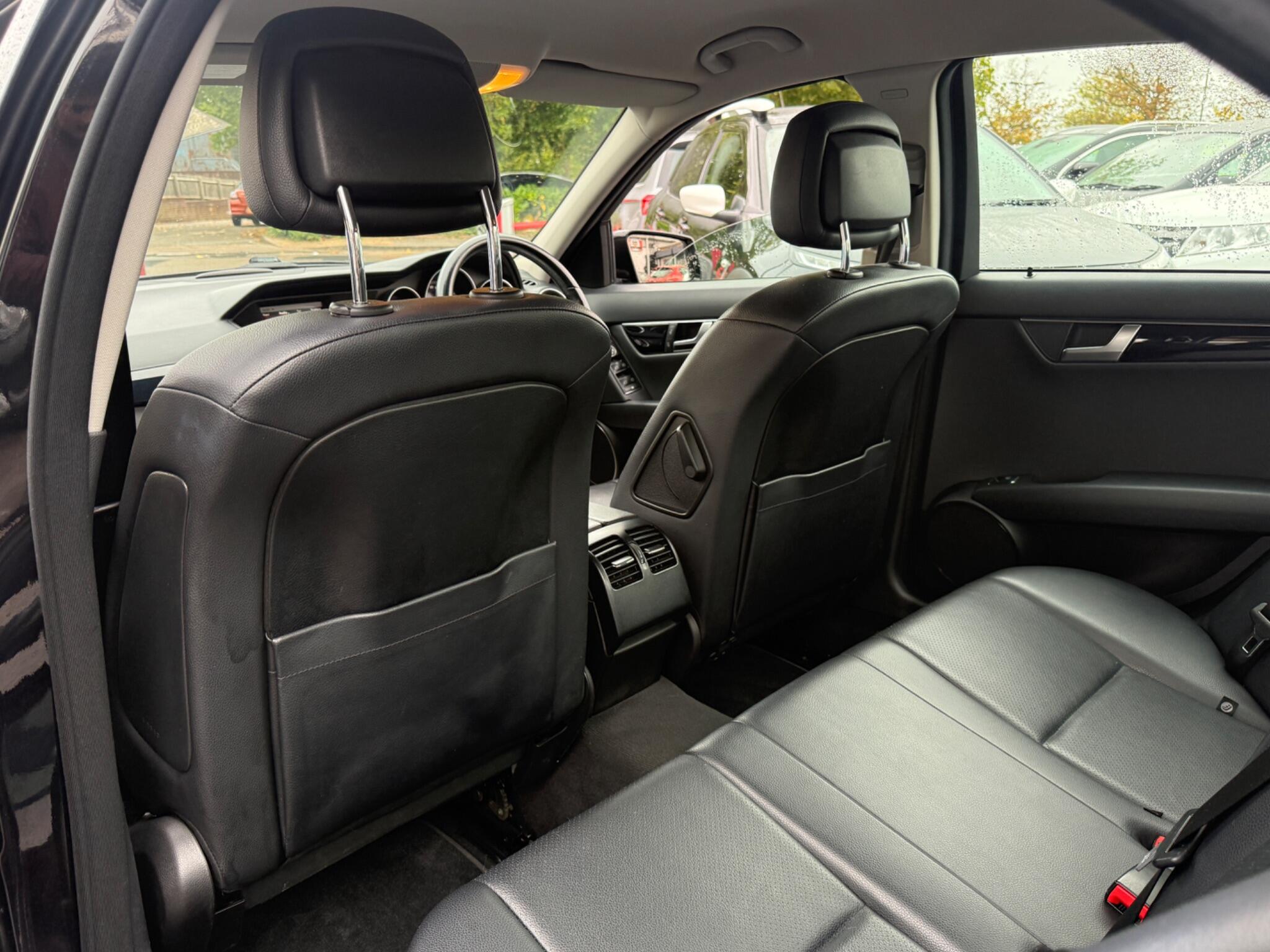 Mercedes-Benz C Class - Image 48
