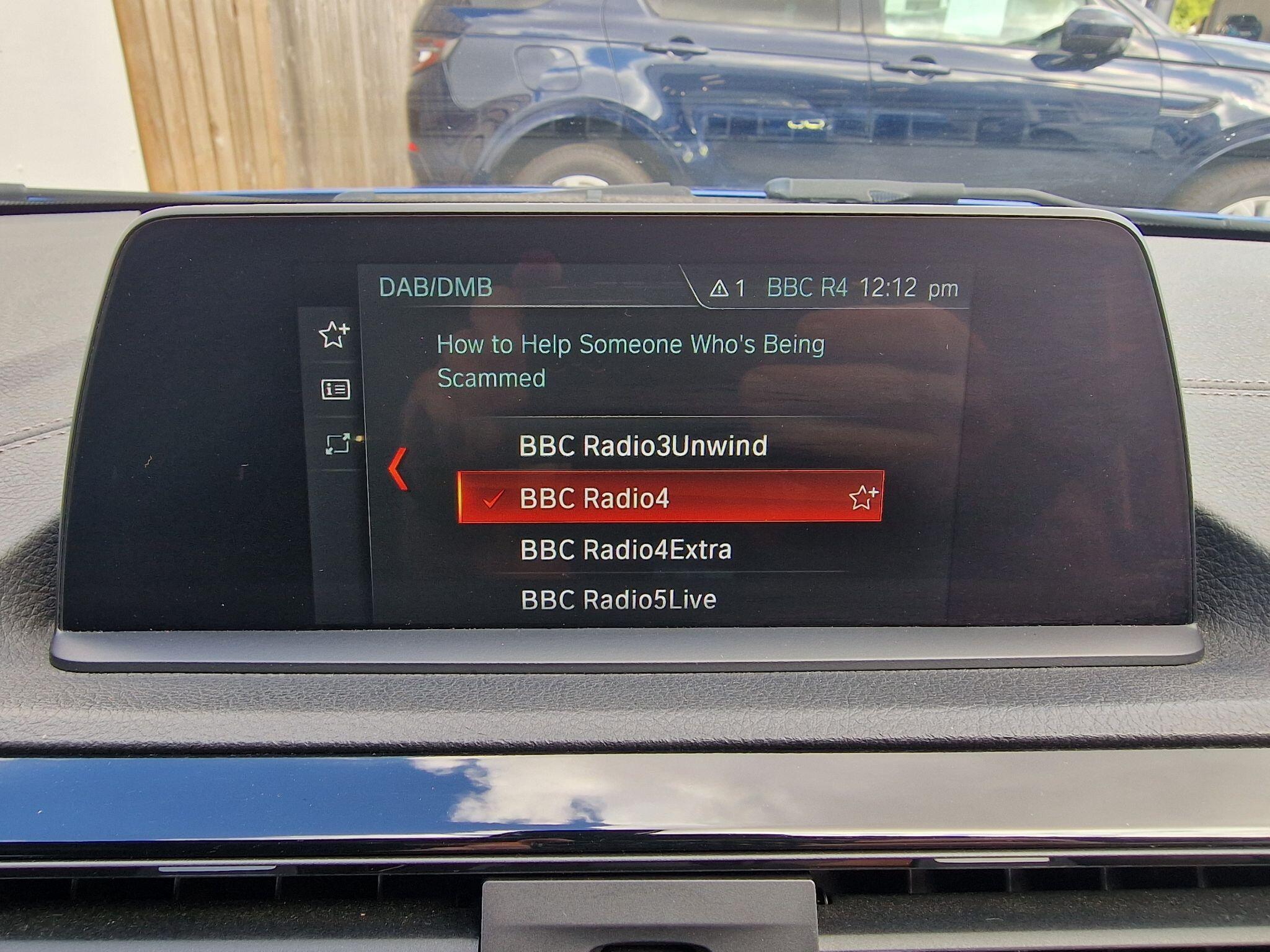 BMW 2 Series view 9