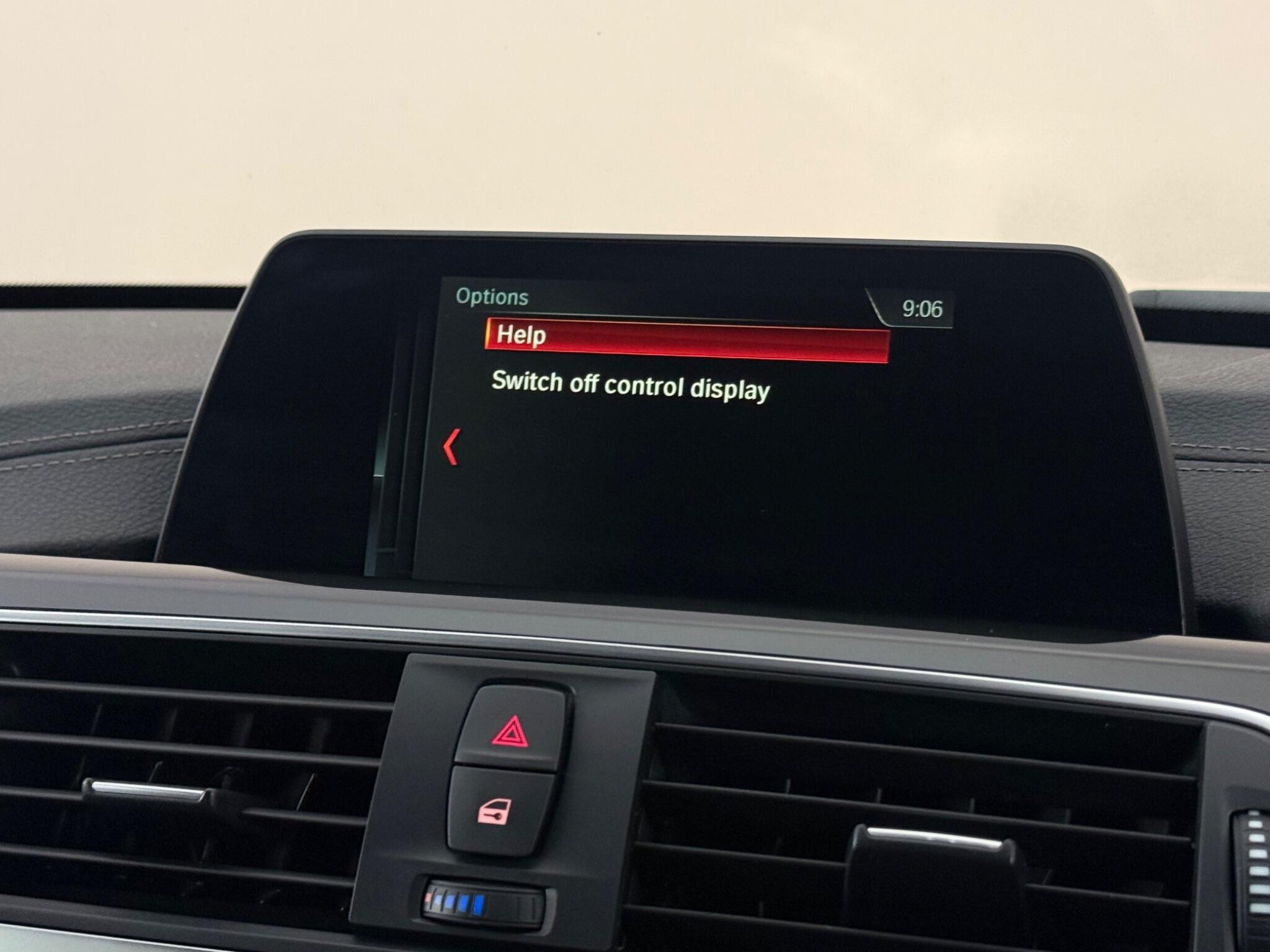 BMW 3 Series view 30