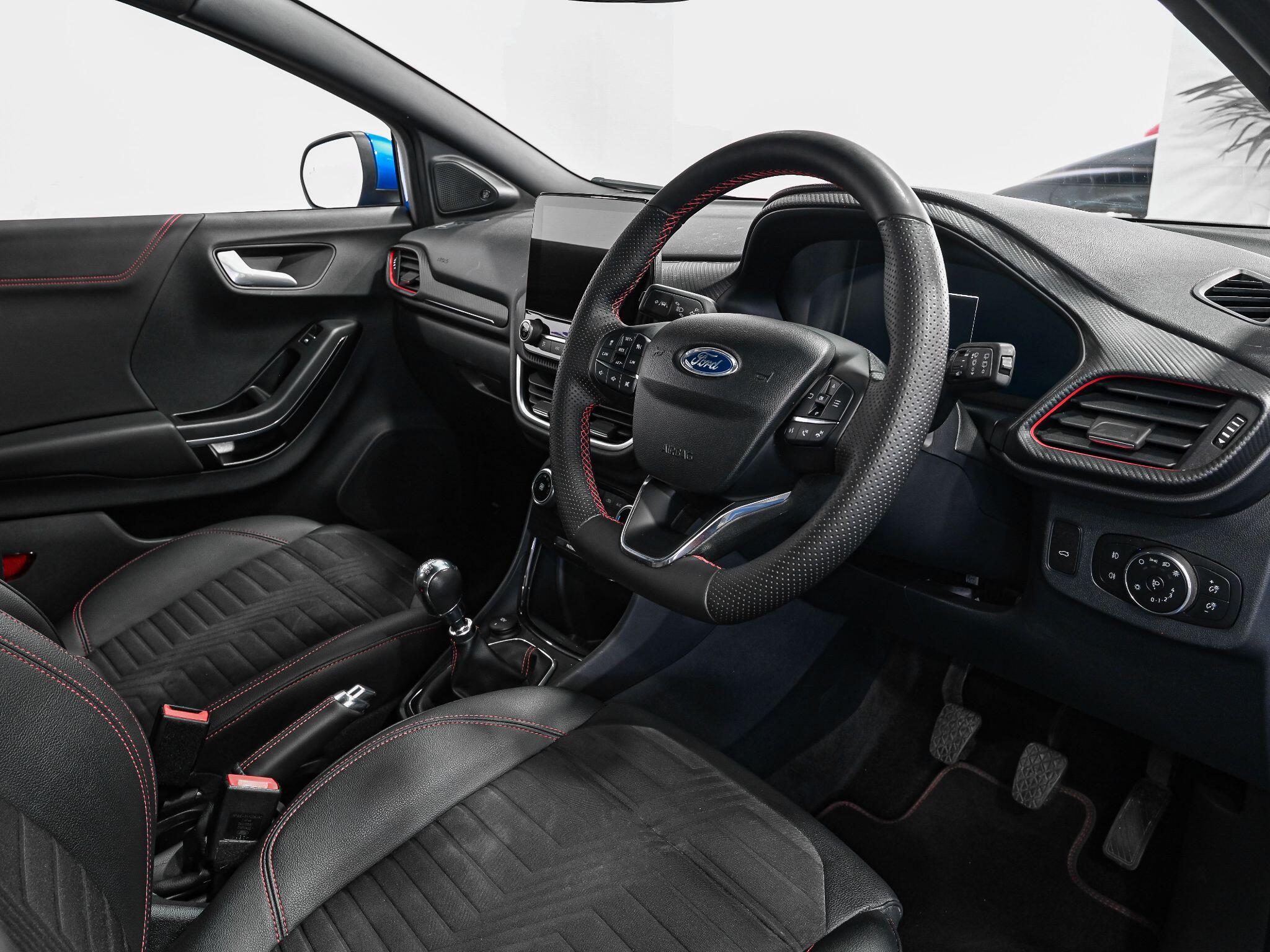 Ford Puma view 2