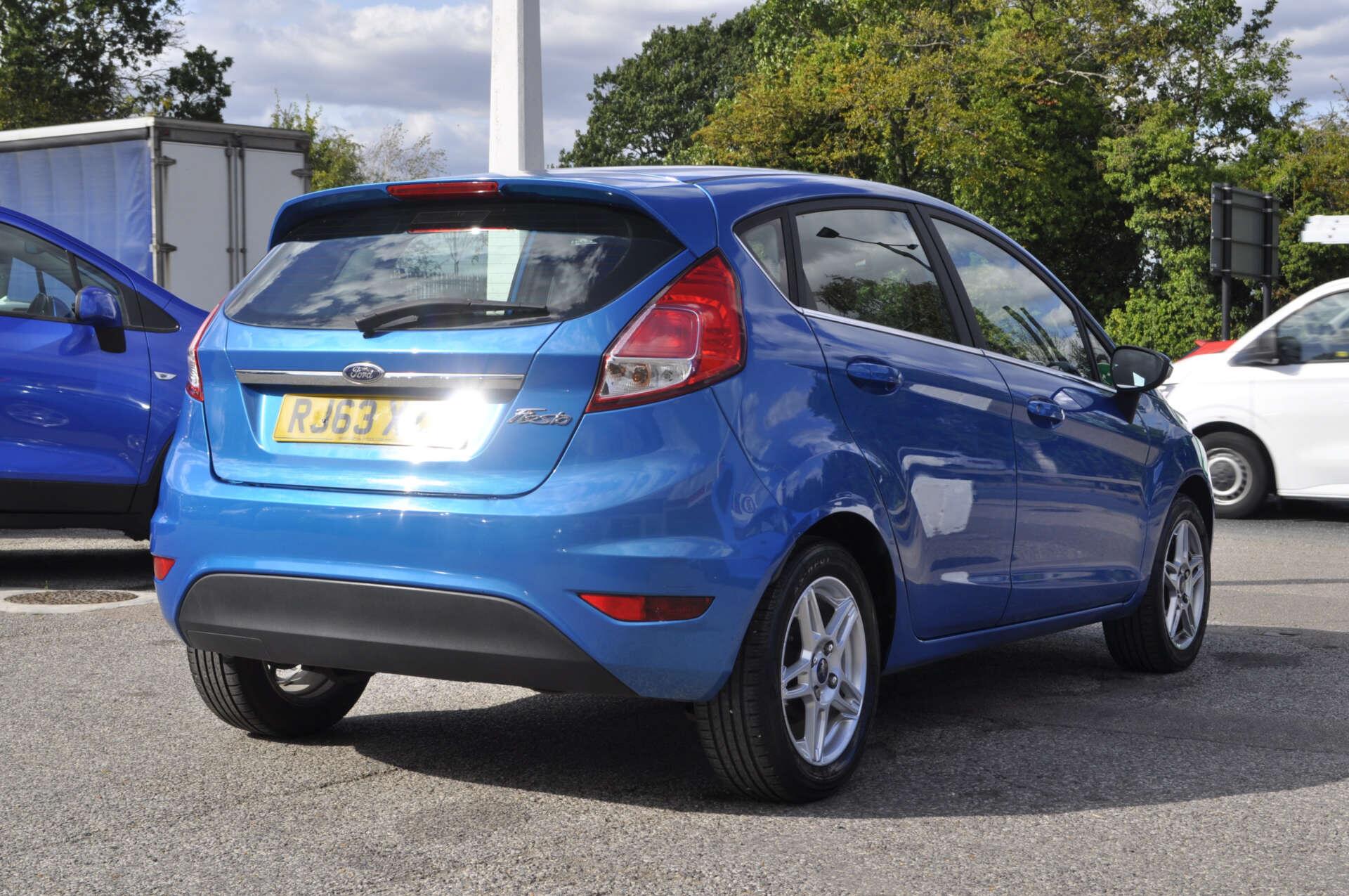 Ford Fiesta view 6