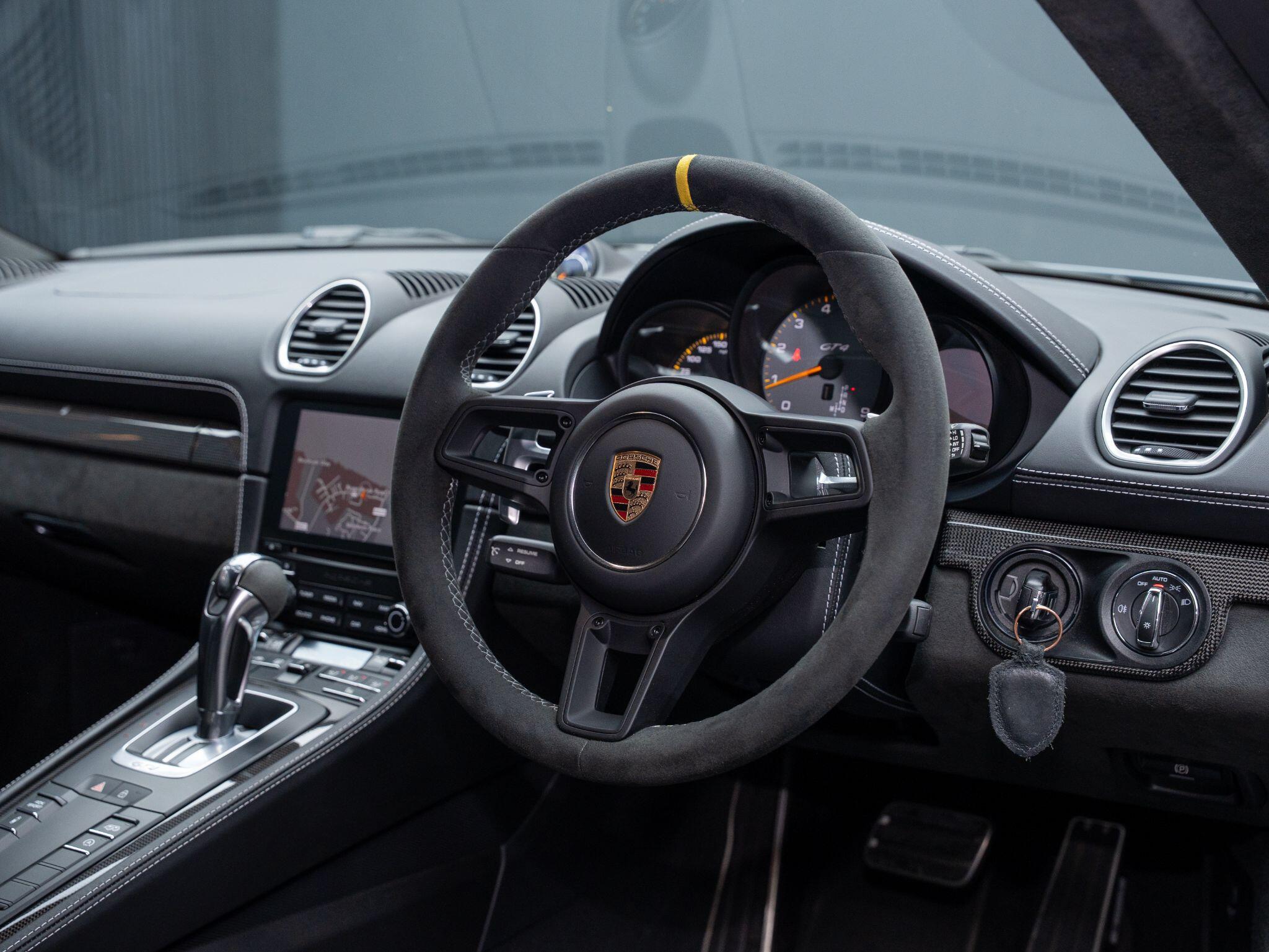 Porsche Cayman view 4