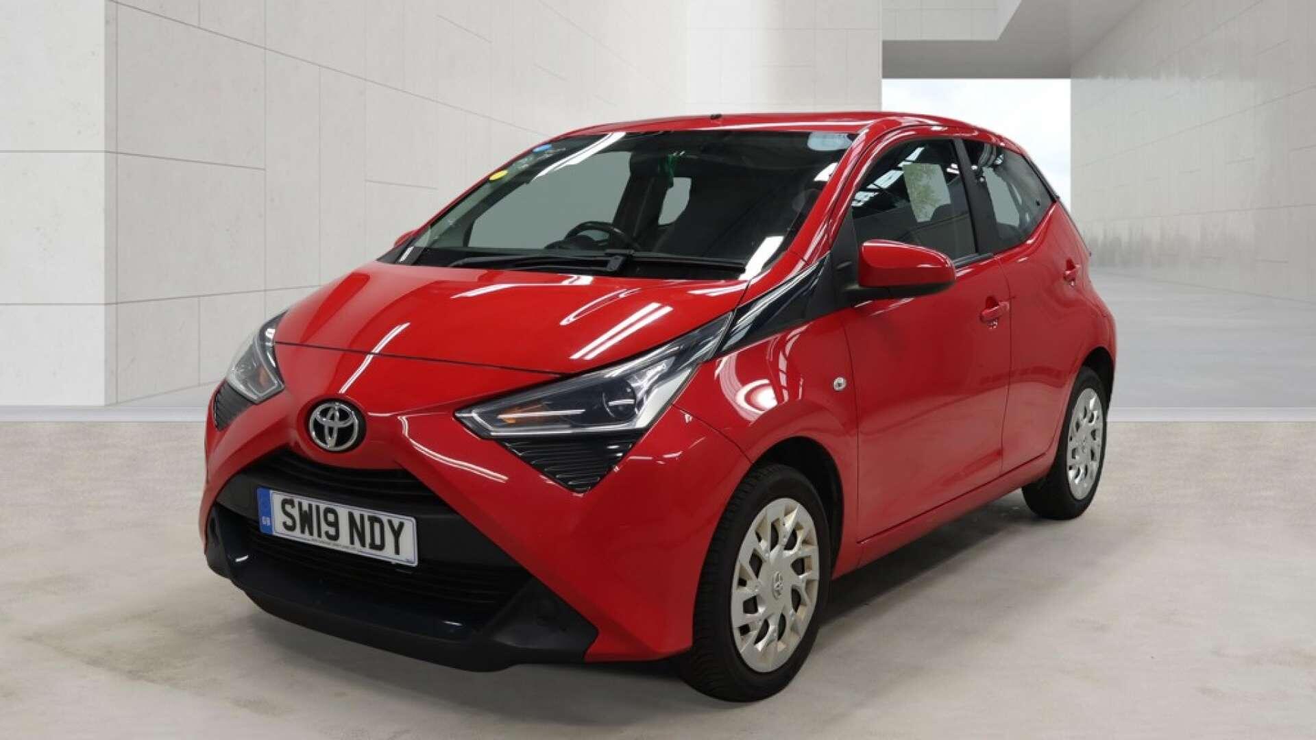 Toyota Aygo view 3