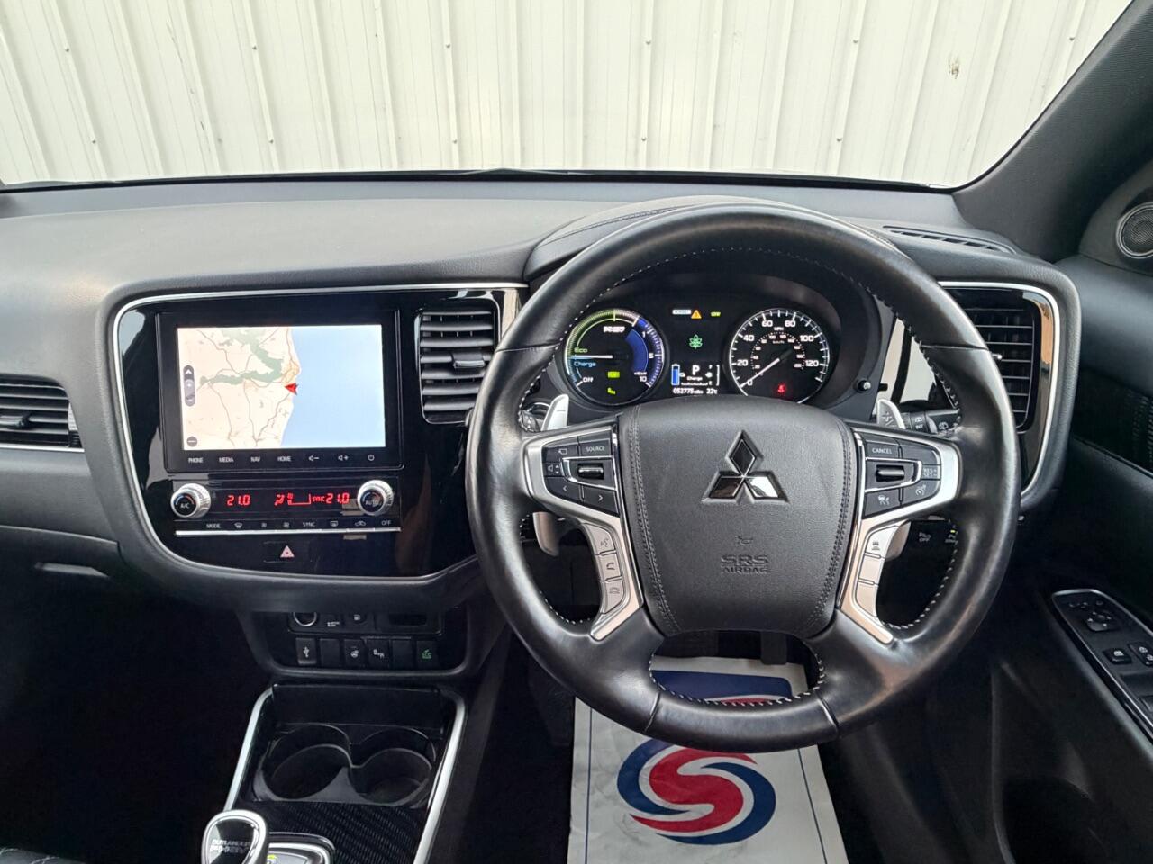 Mitsubishi Outlander view 23