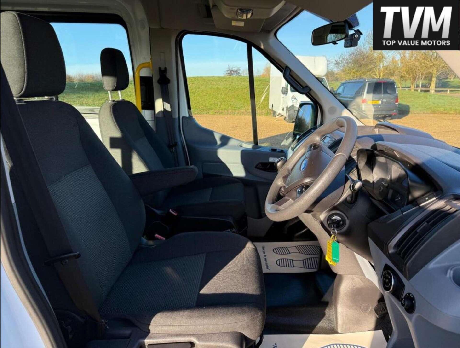 Ford Transit view 9