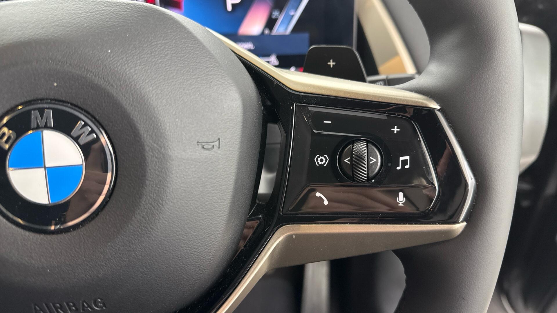 BMW X3 view 18