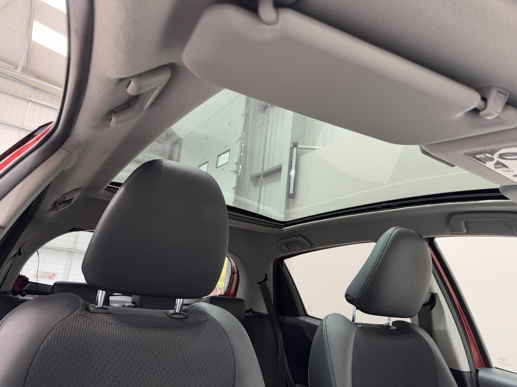 Toyota Yaris view 21