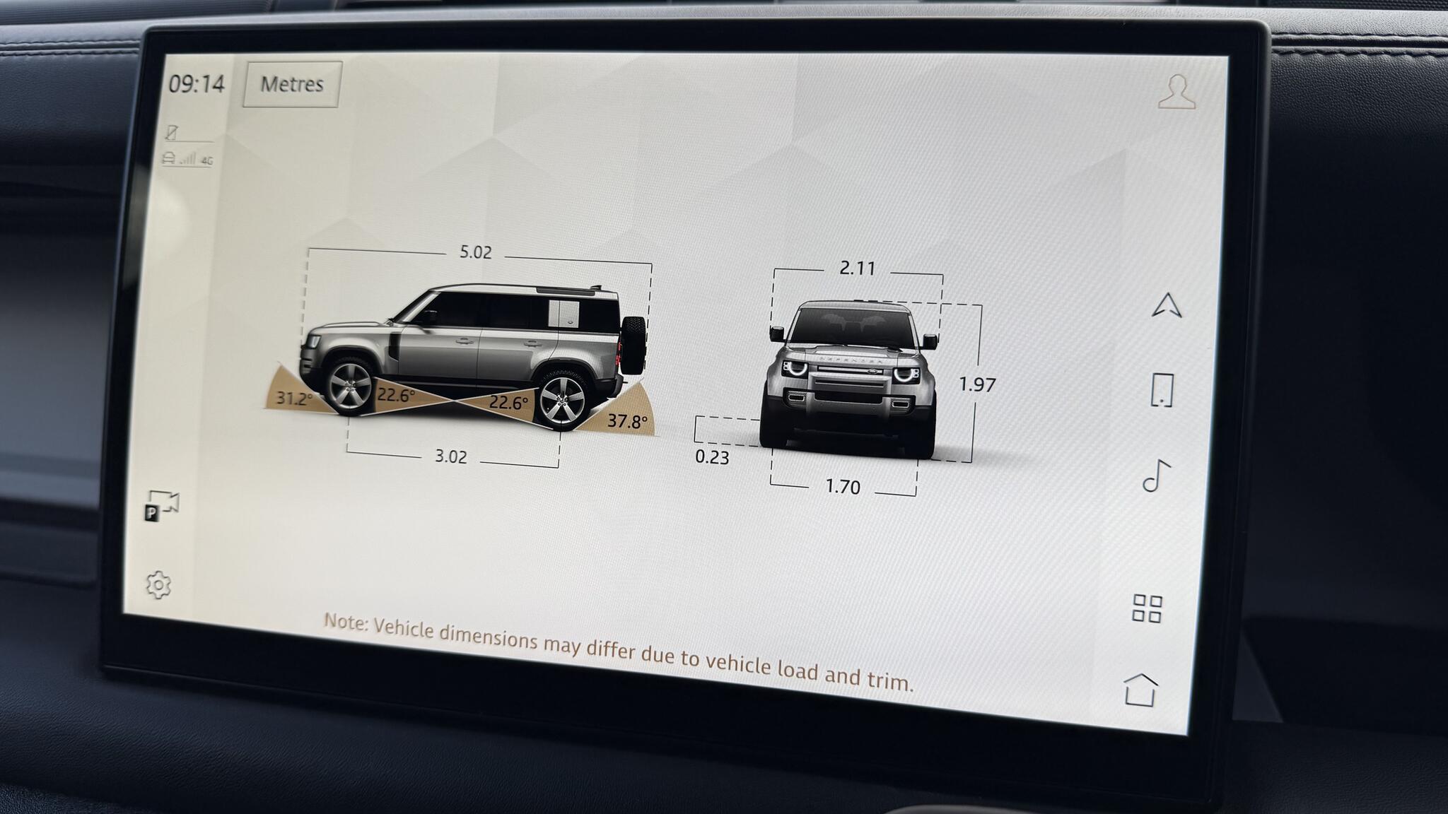 Land Rover Defender view 40