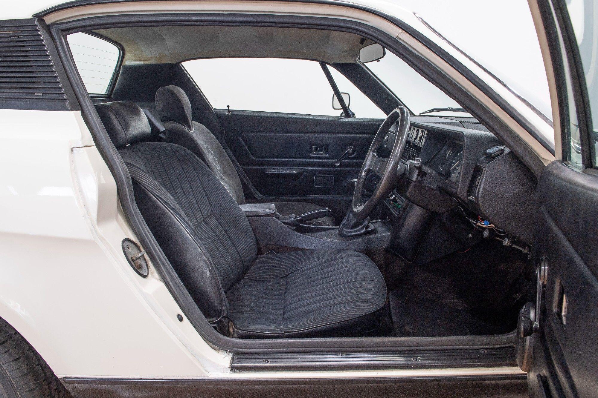 Triumph 1976 Triumph view 8