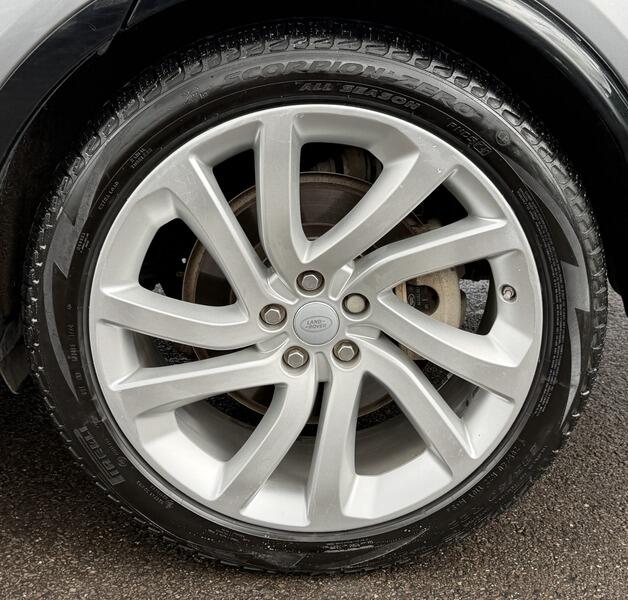 Land Rover Discovery 3 view 23
