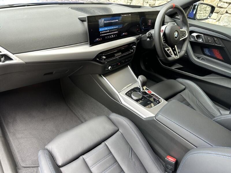 BMW M2 view 8