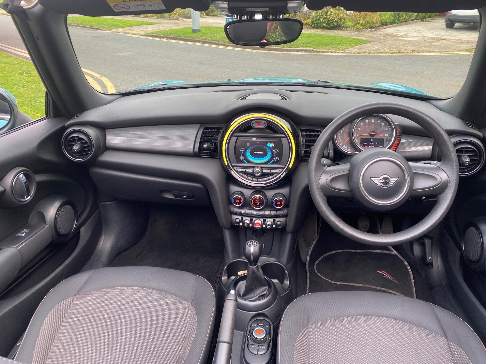 MINI Convertible 1.5 Cooper Euro 6 (s/s) 2dr