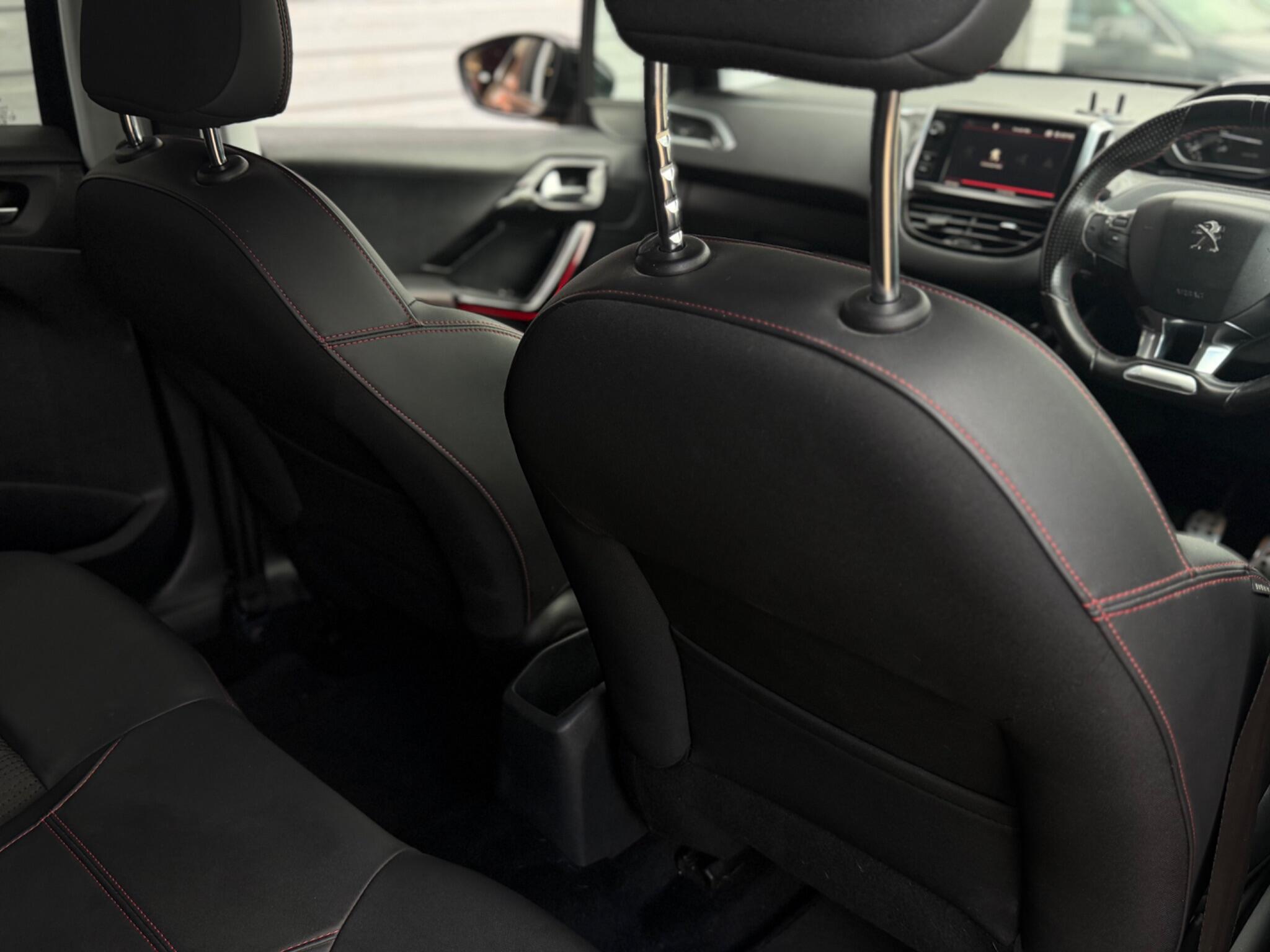Peugeot 208 view 35