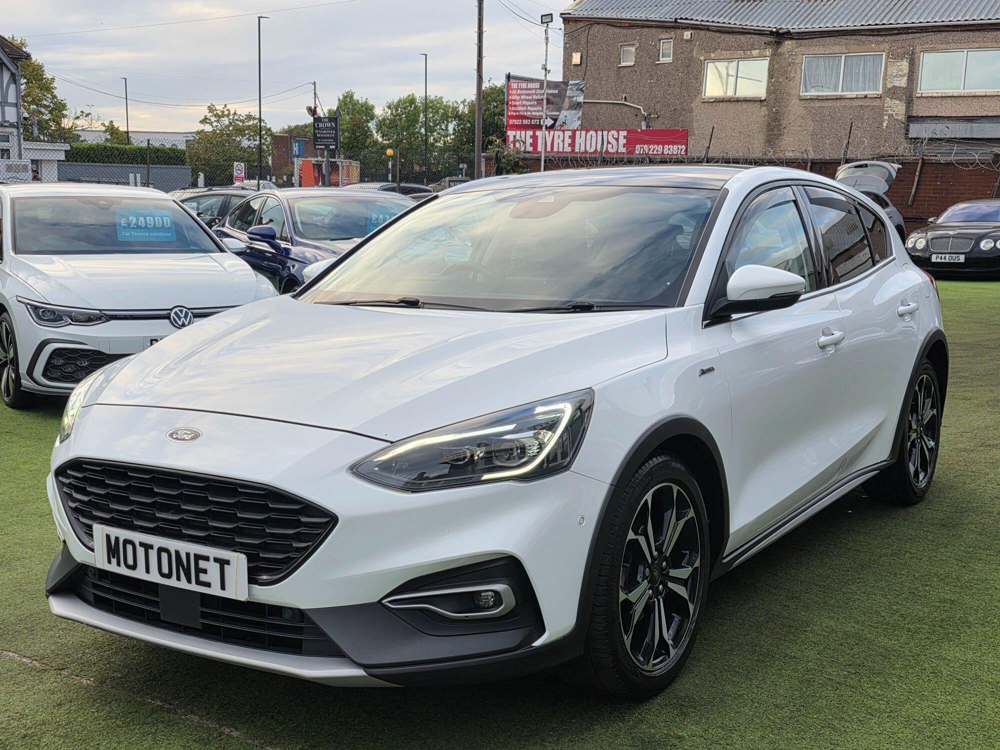 Ford Focus view 5