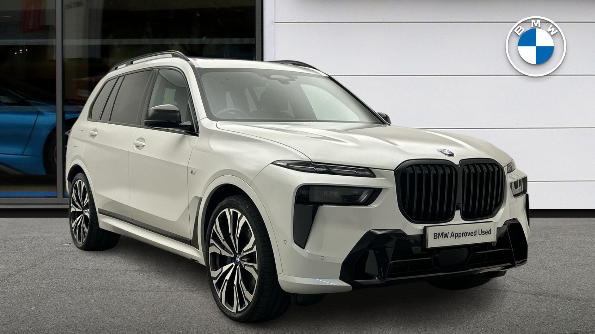 2025 BMW X7 in White for sale