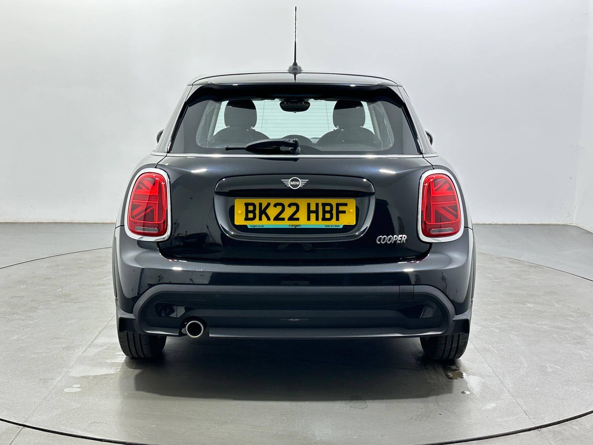 Mini Cooper view 7
