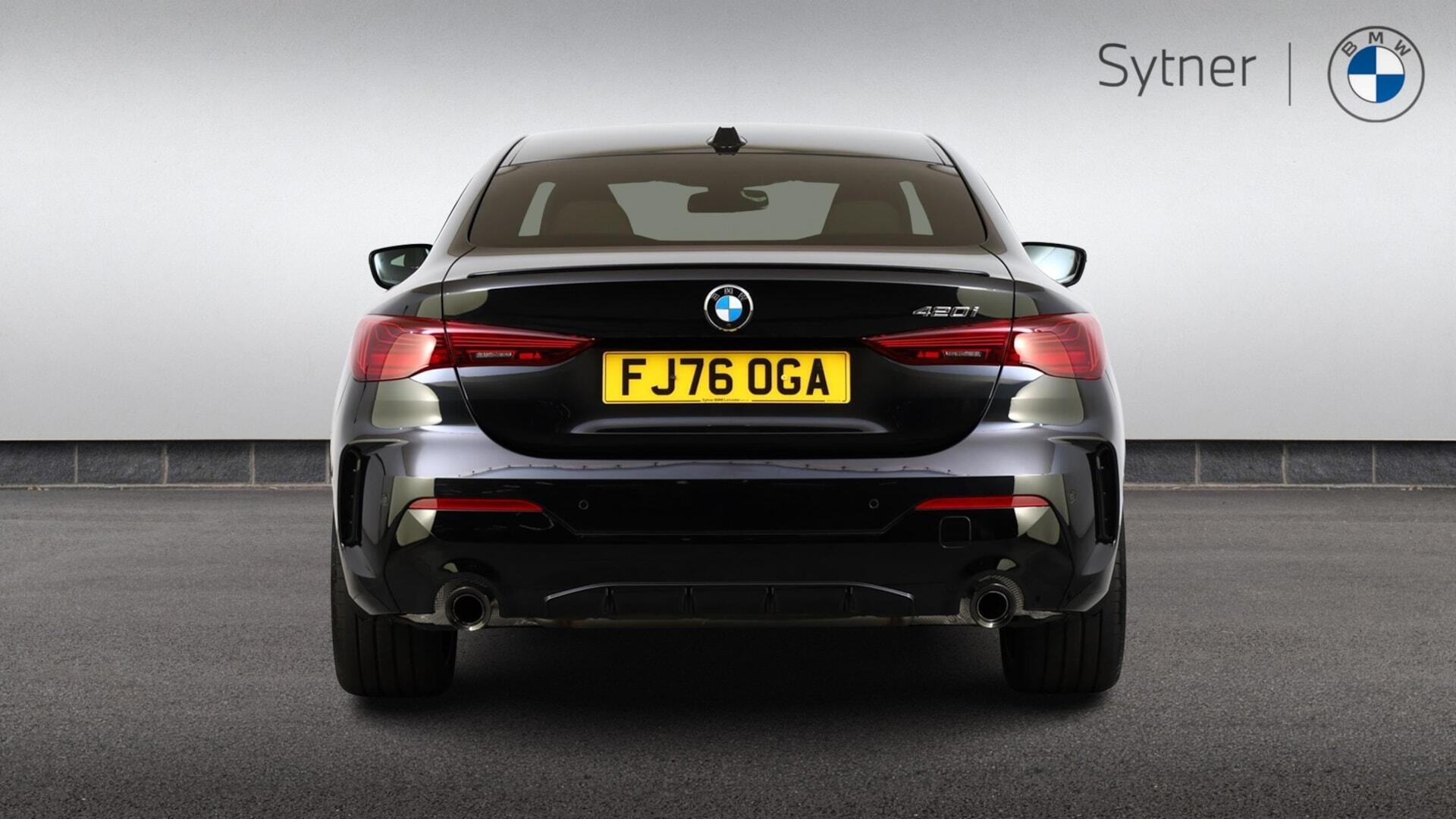 BMW 4 Series view 15