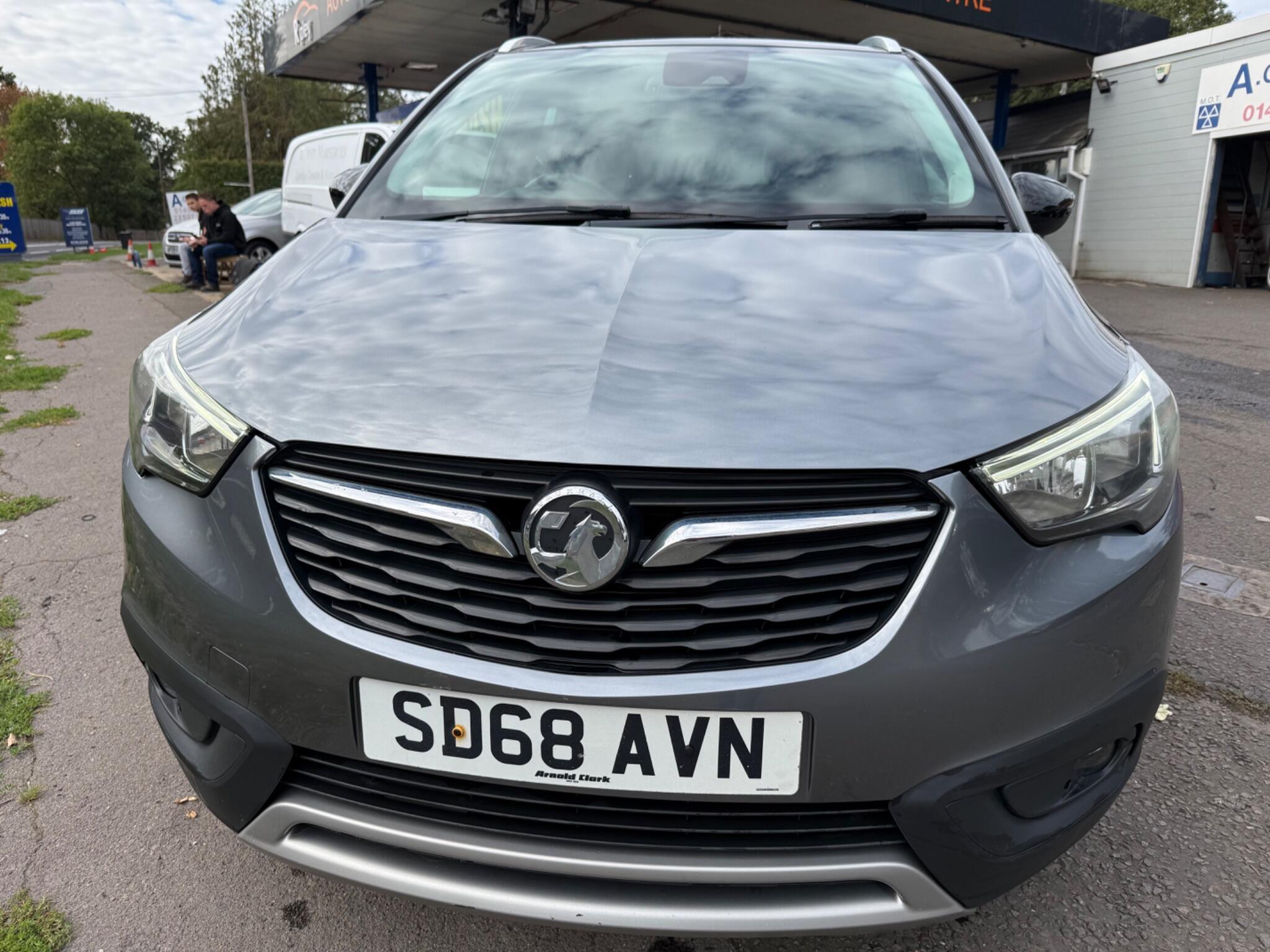 Vauxhall Crossland X view 2