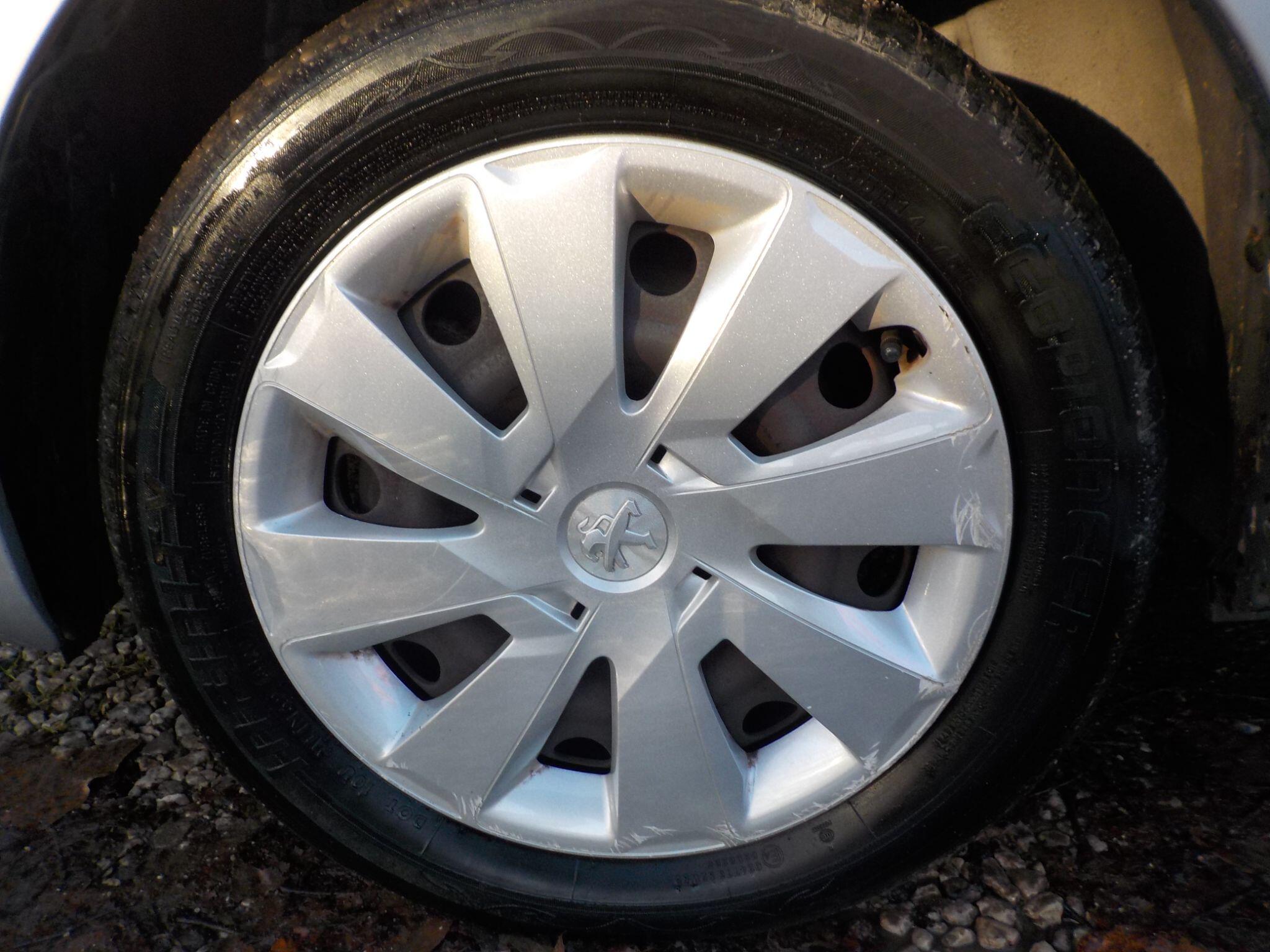 Peugeot 107 1.0 12V Active Euro 5 5dr