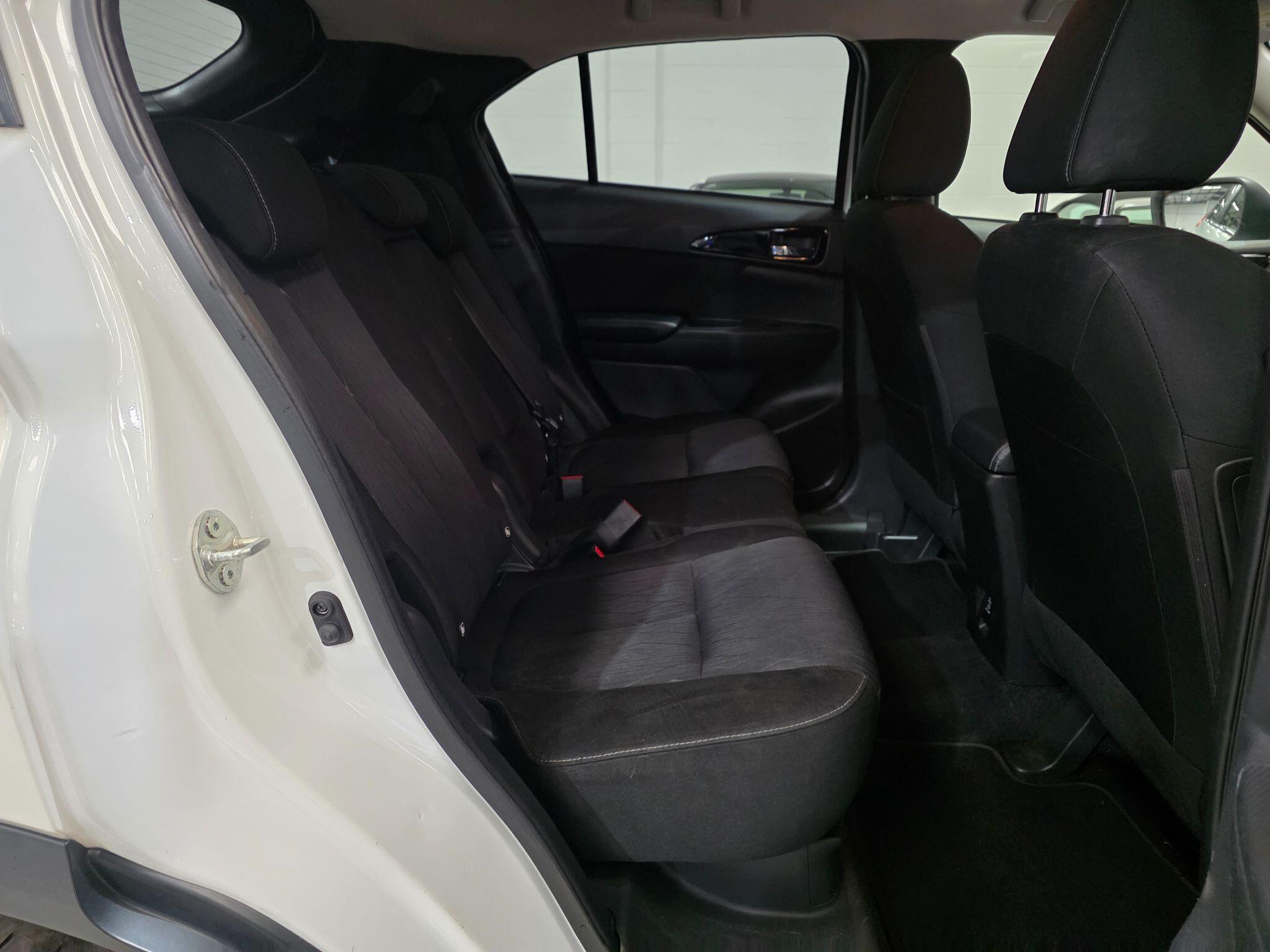 Mitsubishi Eclipse Cross view 23
