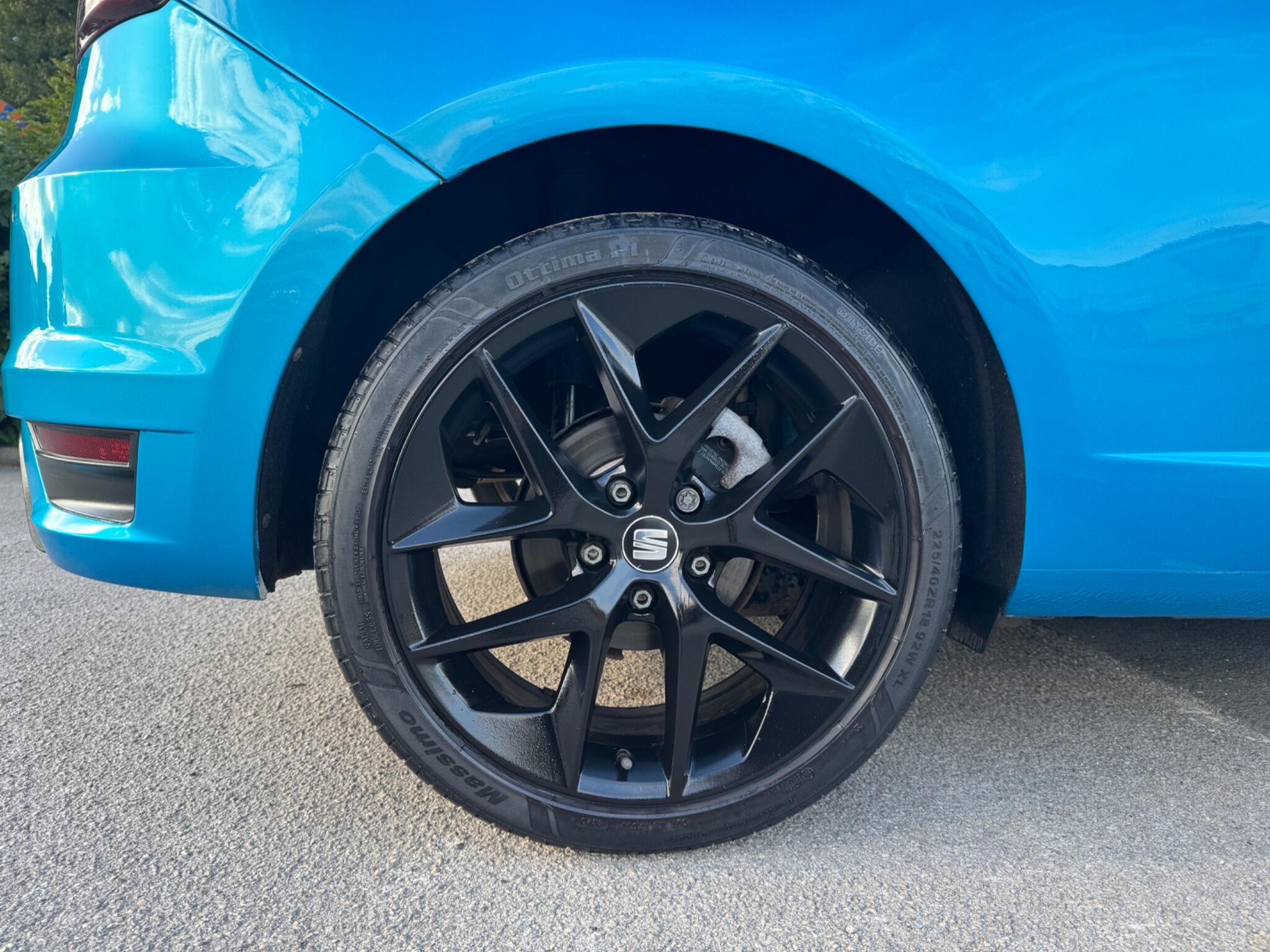 Seat Leon view 5