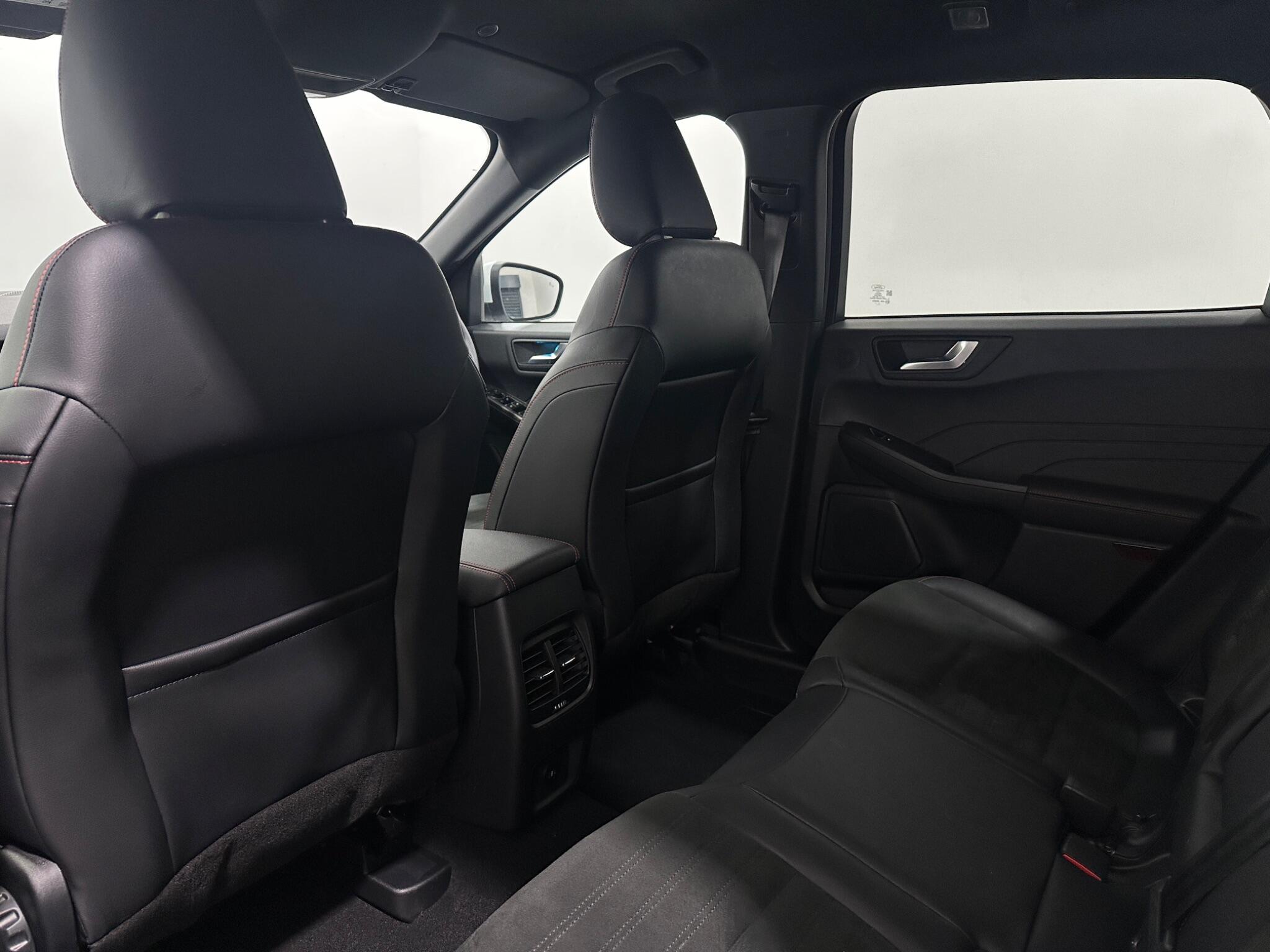 Ford Kuga view 35