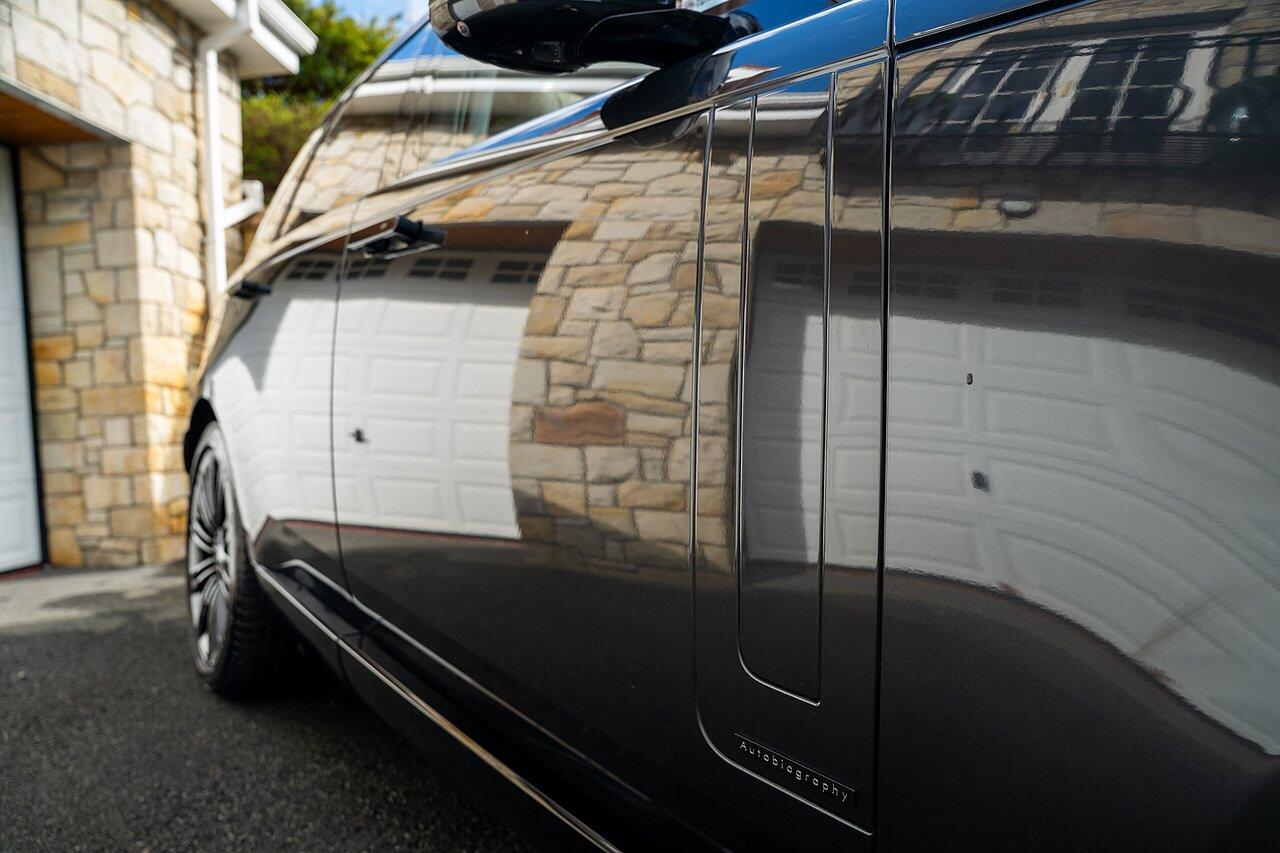 Land Rover Range Rover view 29
