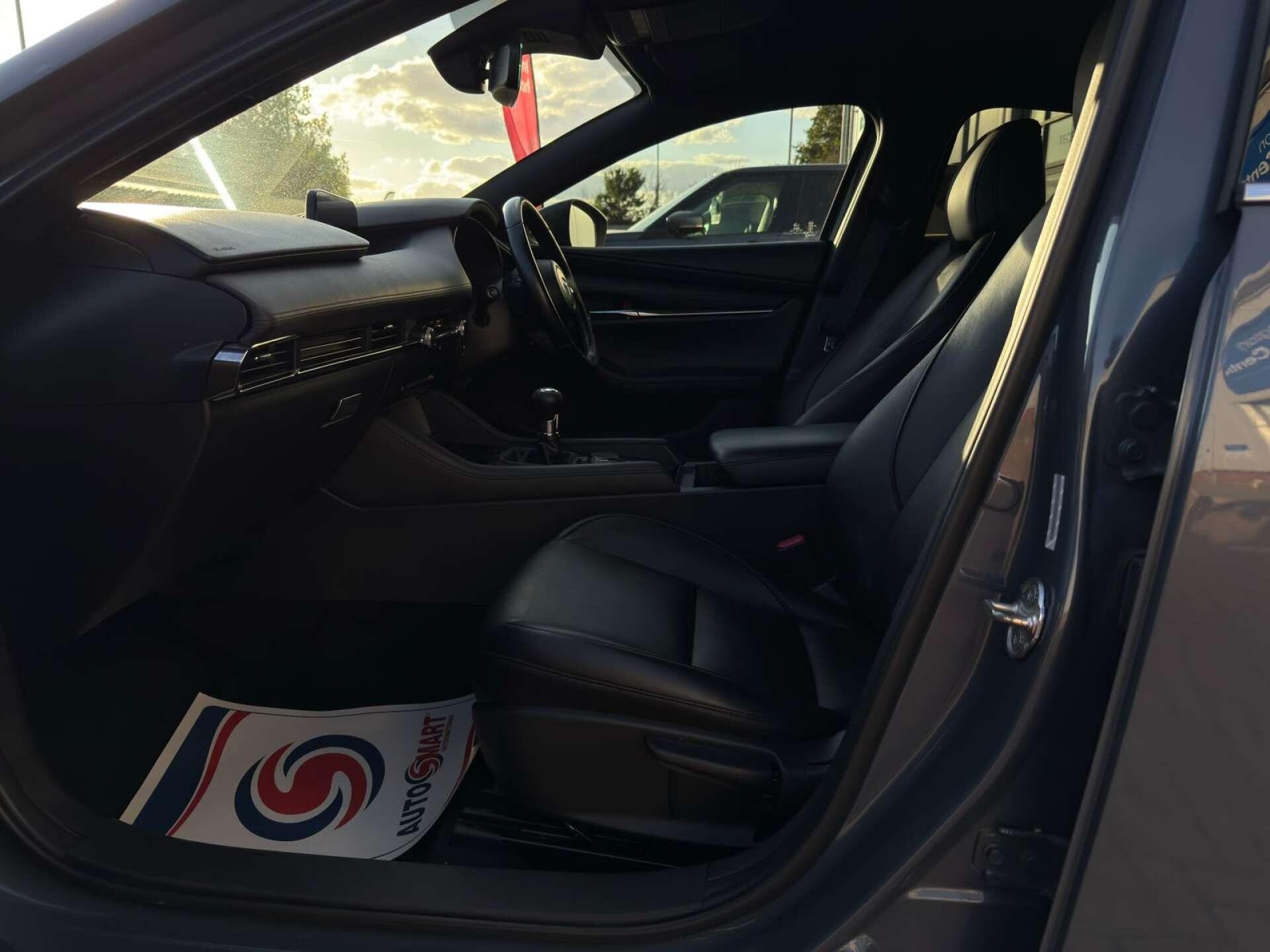 Mazda Skyactiv-G view 50
