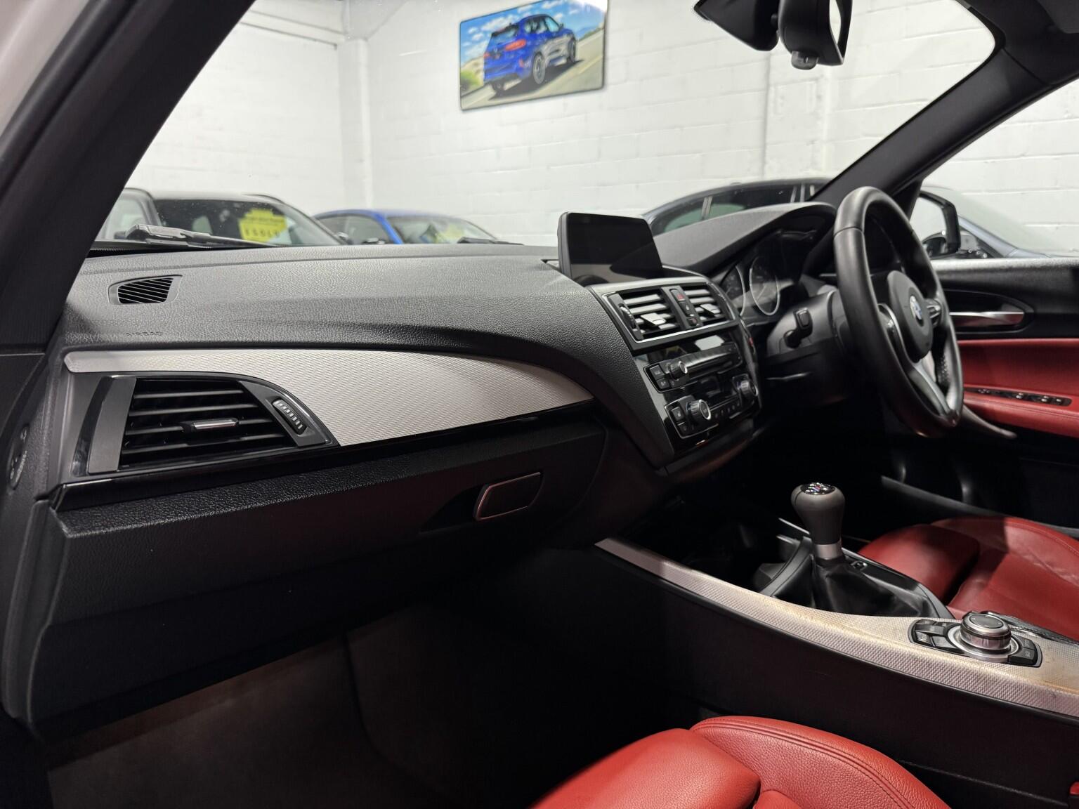 BMW 1 Series view 23