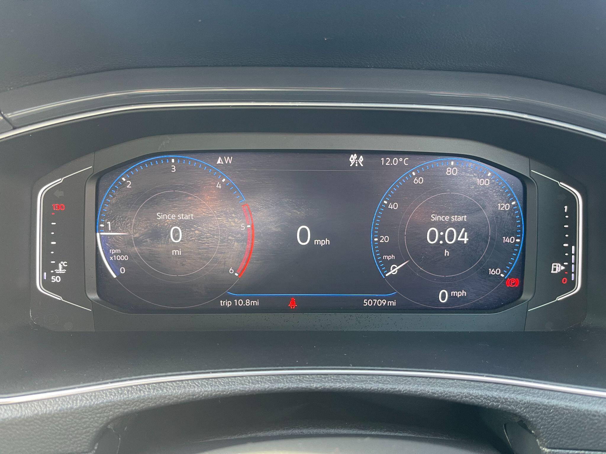 Volkswagen T-Roc view 44