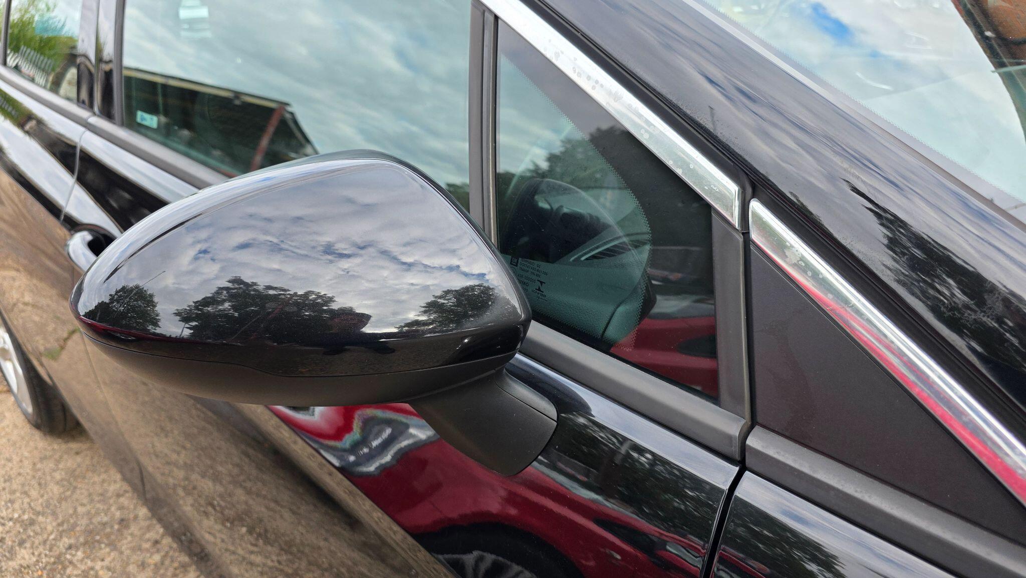 Vauxhall Astra view 17