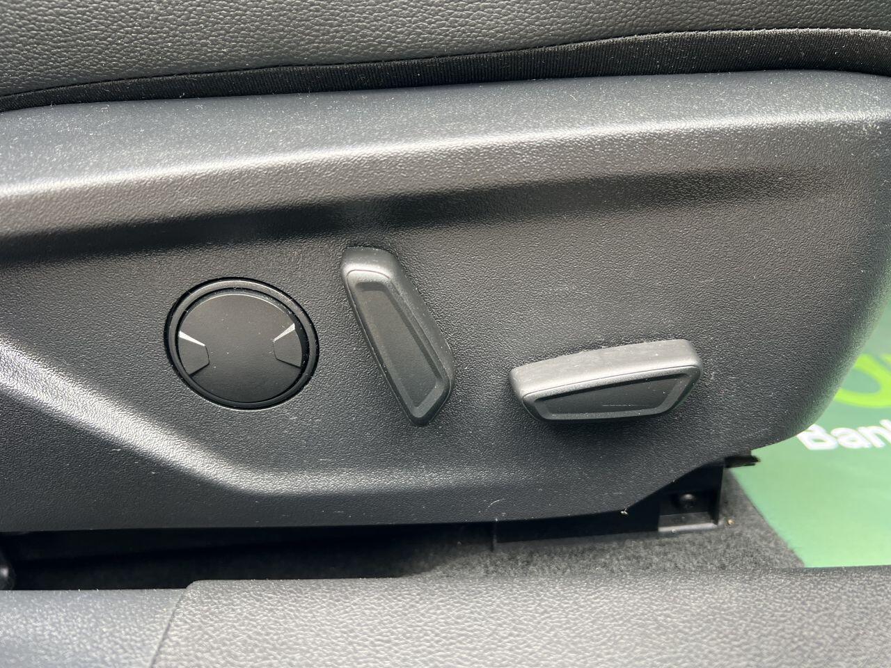 Ford Focus view 17